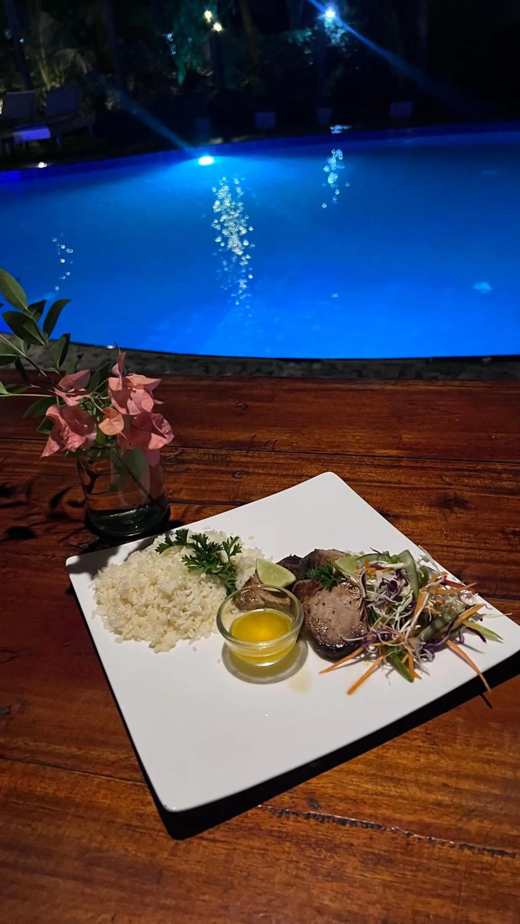 Food in Sundaras Family Suites