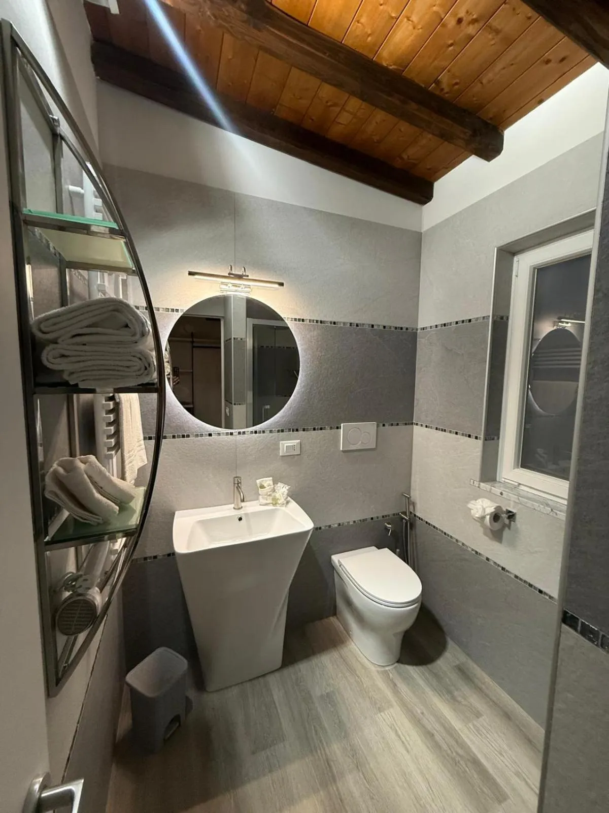Bathroom in FoffoSuite