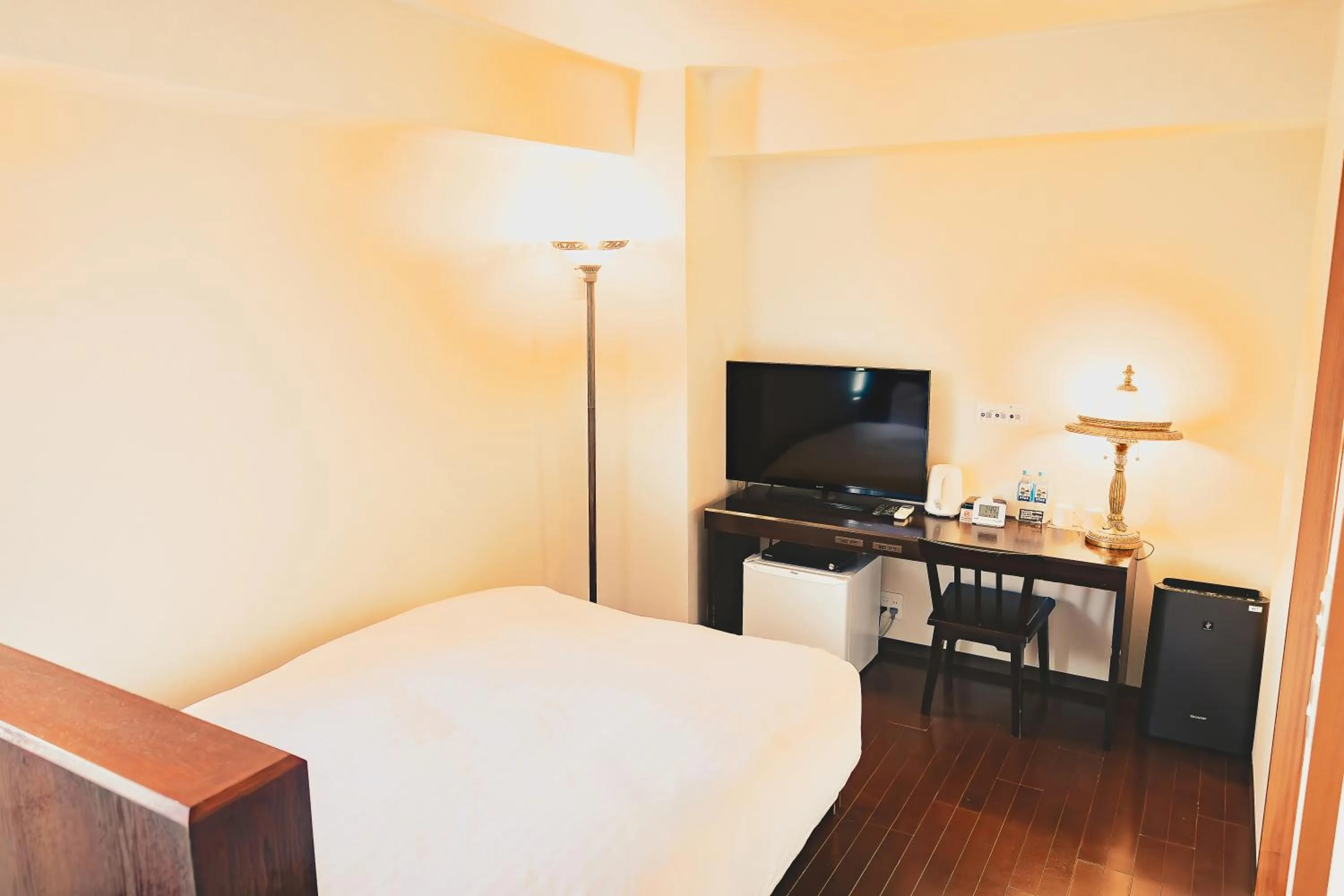 Bed in Van Cort Landt Hotel