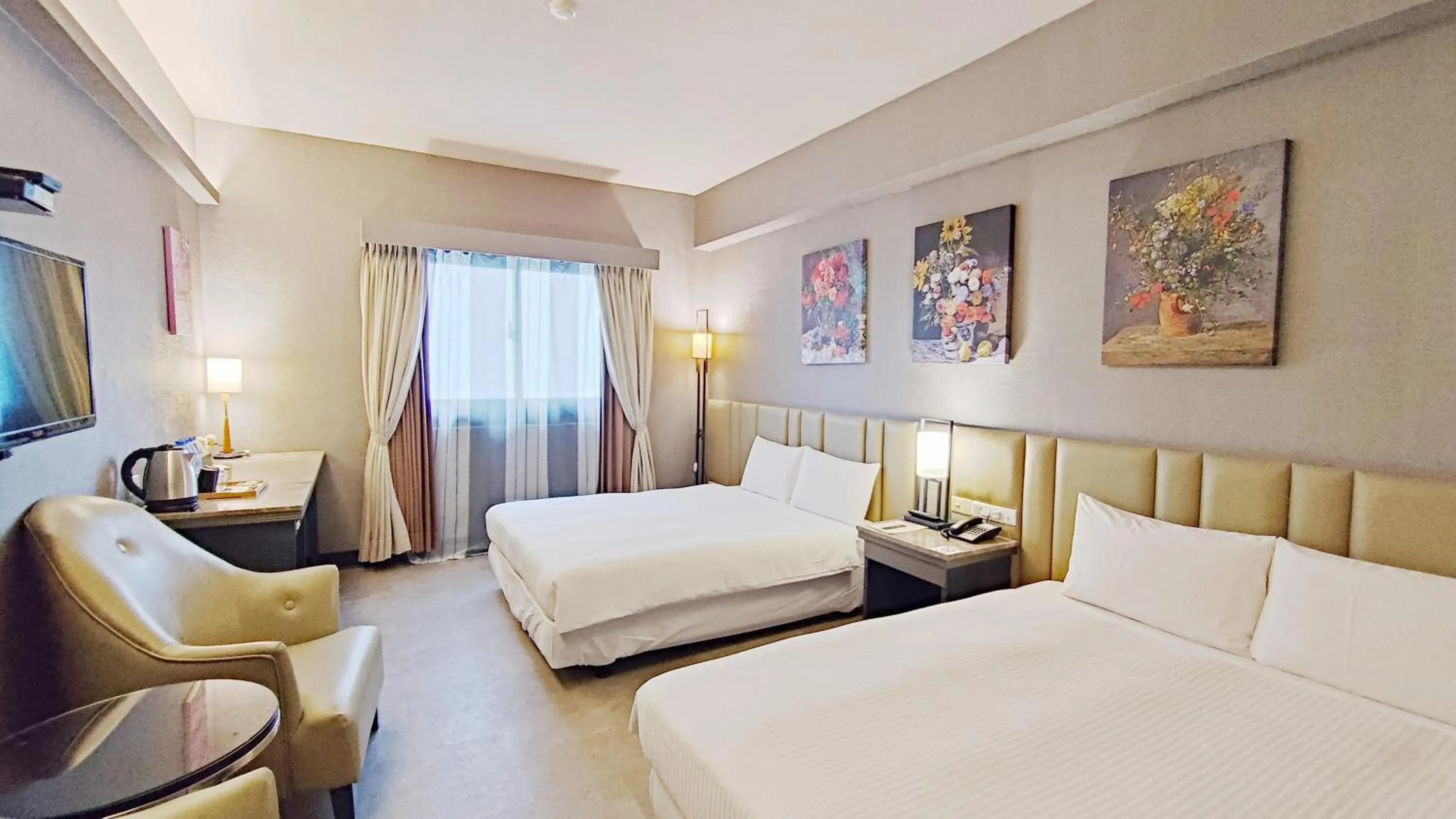 Bed in Kaohsiung Ahotel