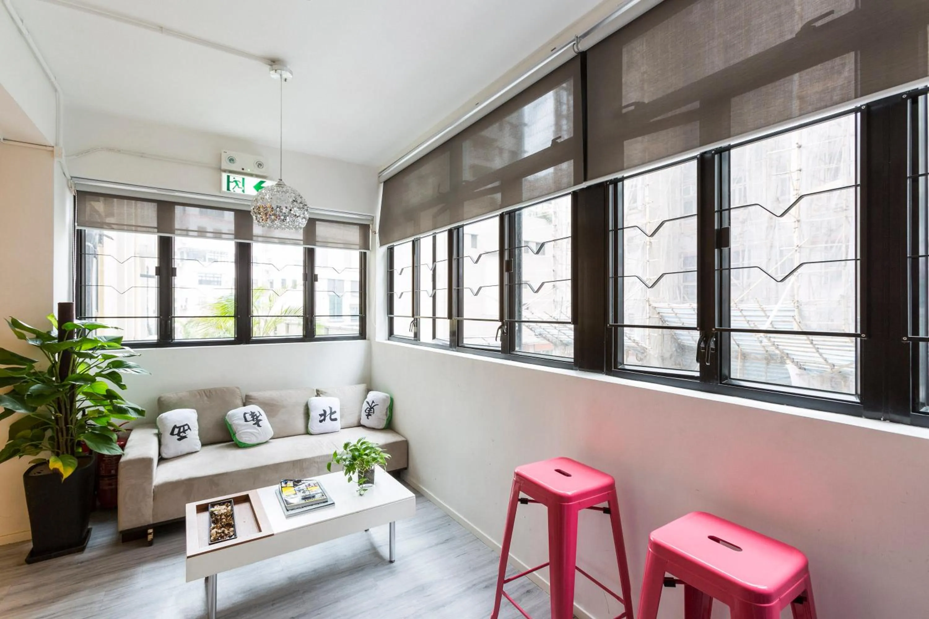 Living room in The Mahjong