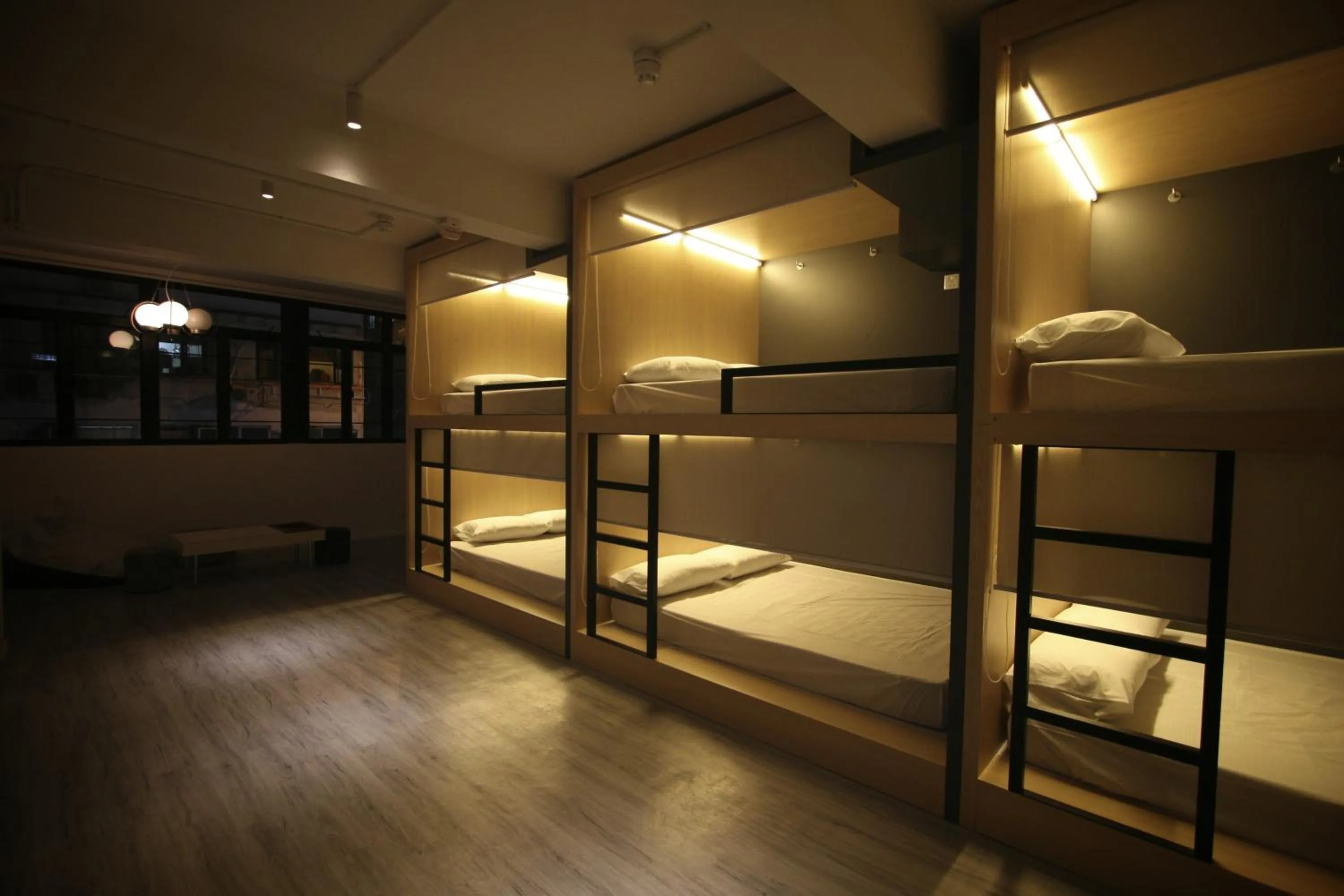 bunk bed, Bed in The Mahjong