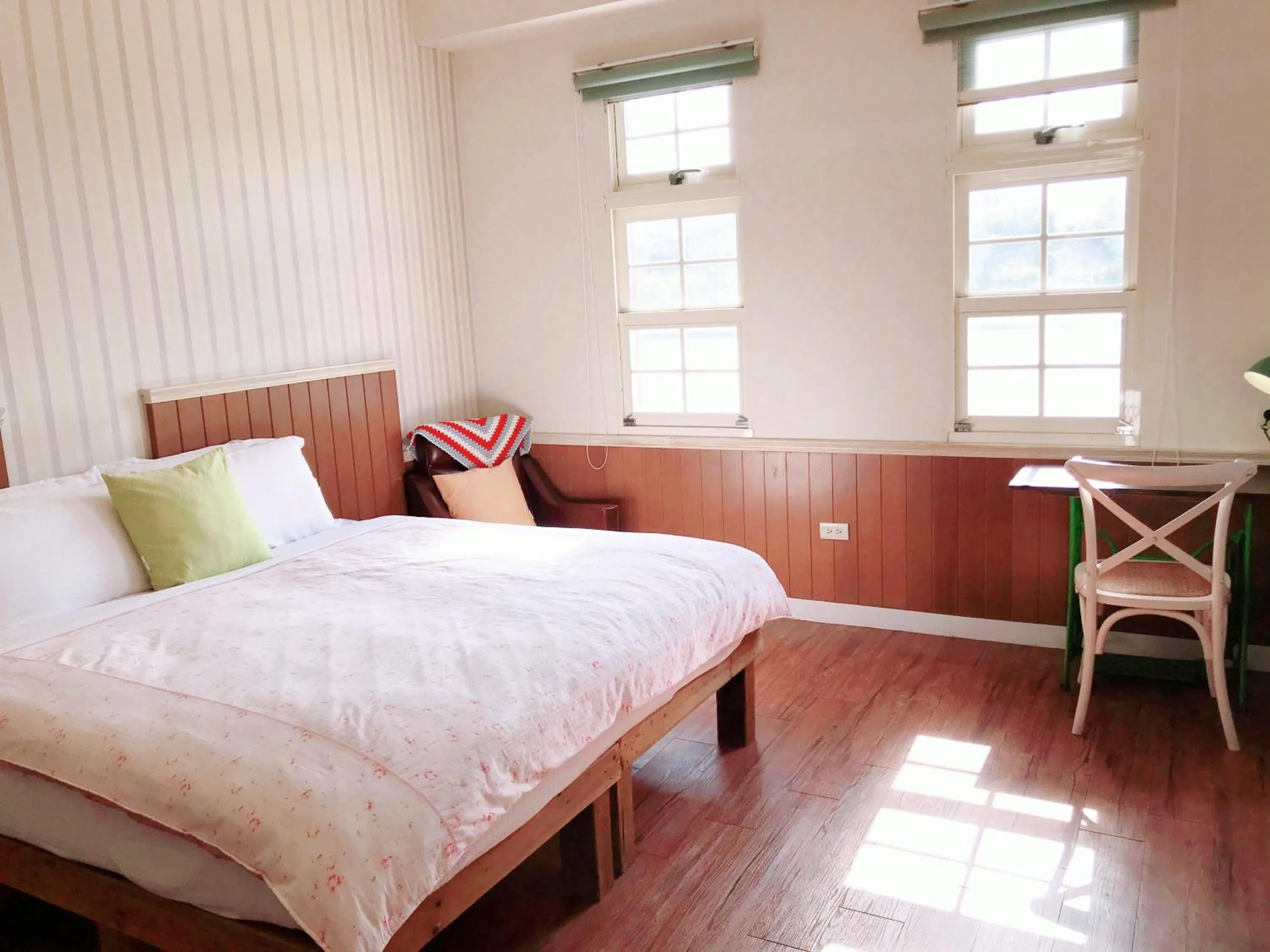 Property building, Bed in MiCarro B&B