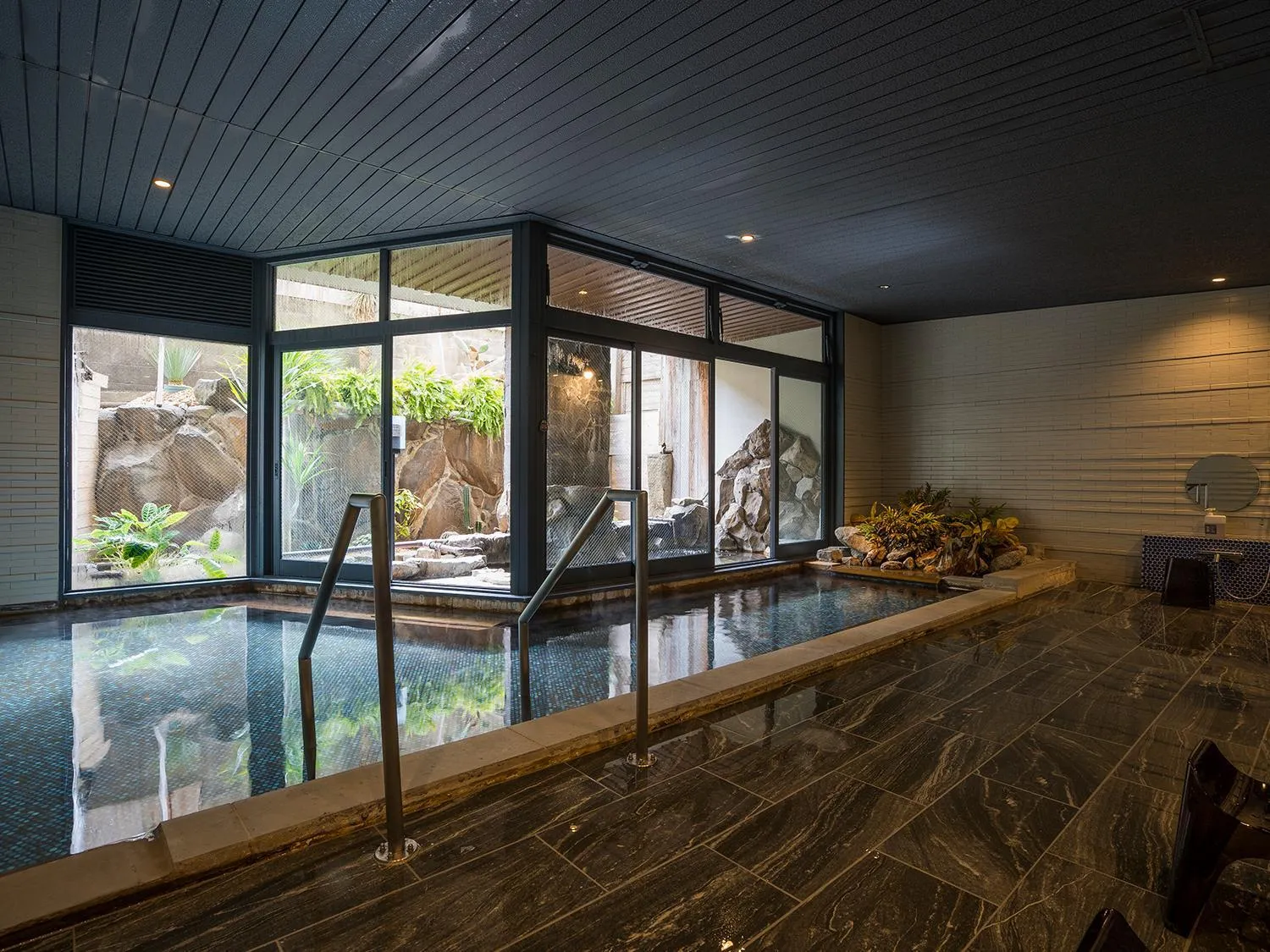 Hot Spring Bath in Irifuneso