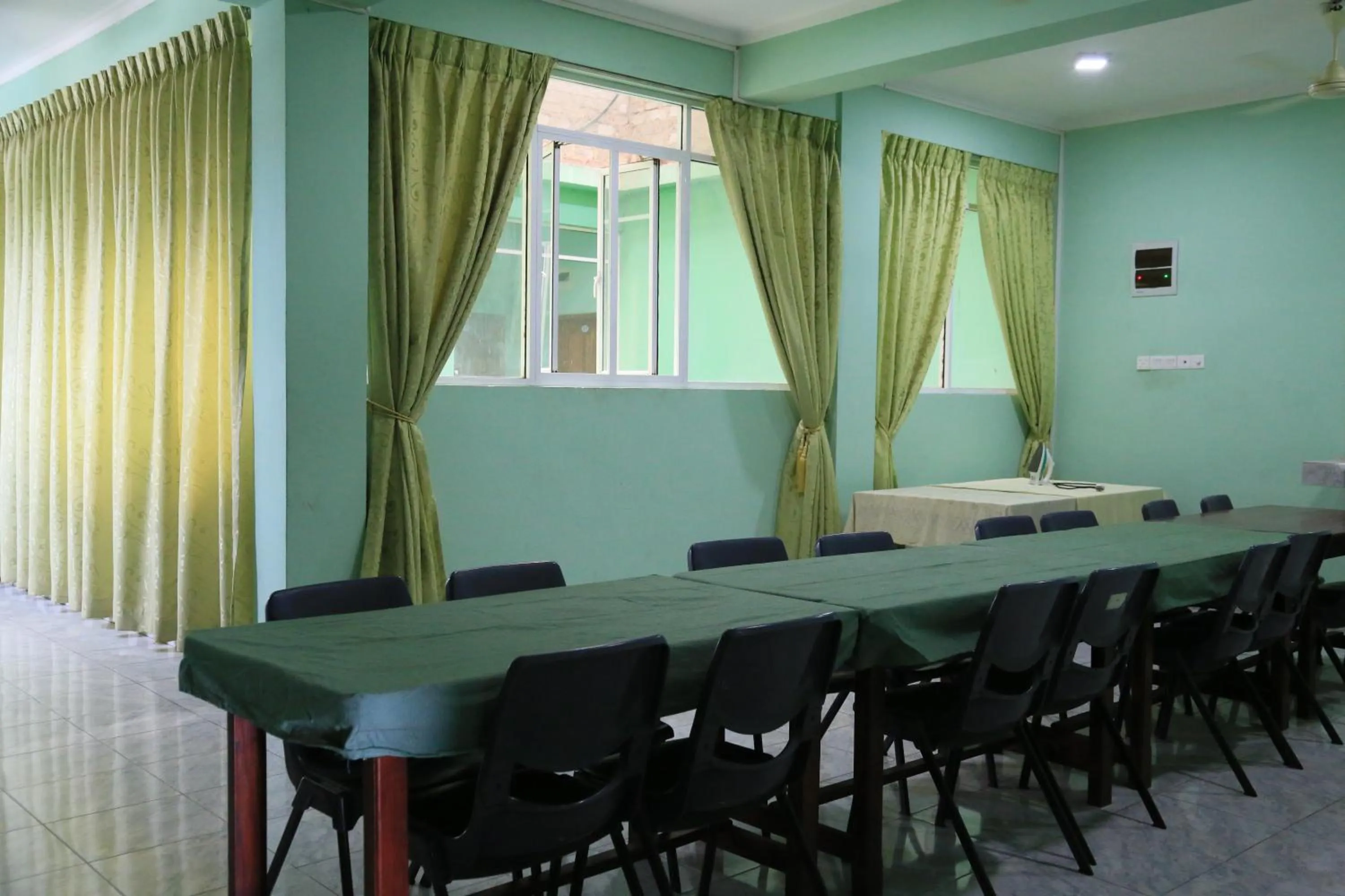 Meeting/conference room in Kings Hotel Restaurant and Bar