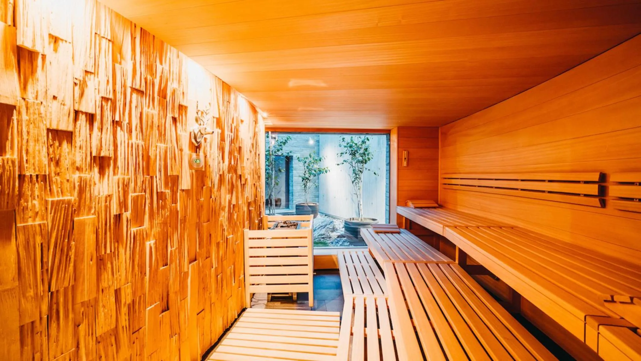 Sauna in Peaks Place Apartments & SPA