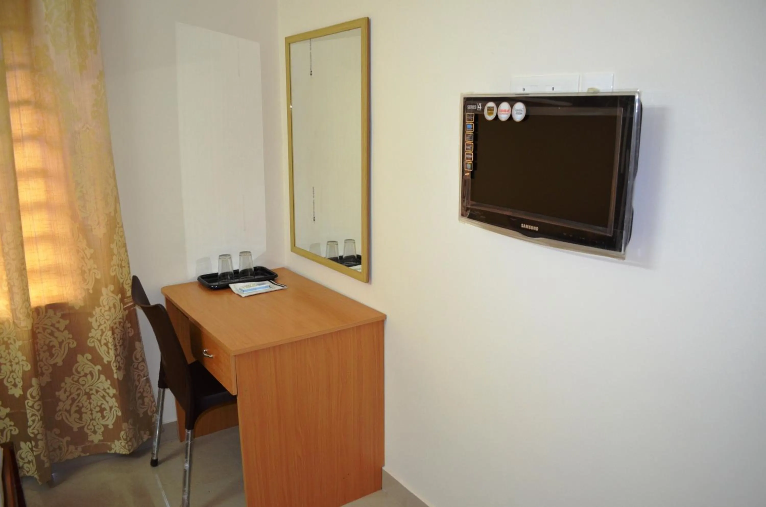 Photo of the whole room in Hotel Prathiba Heritage