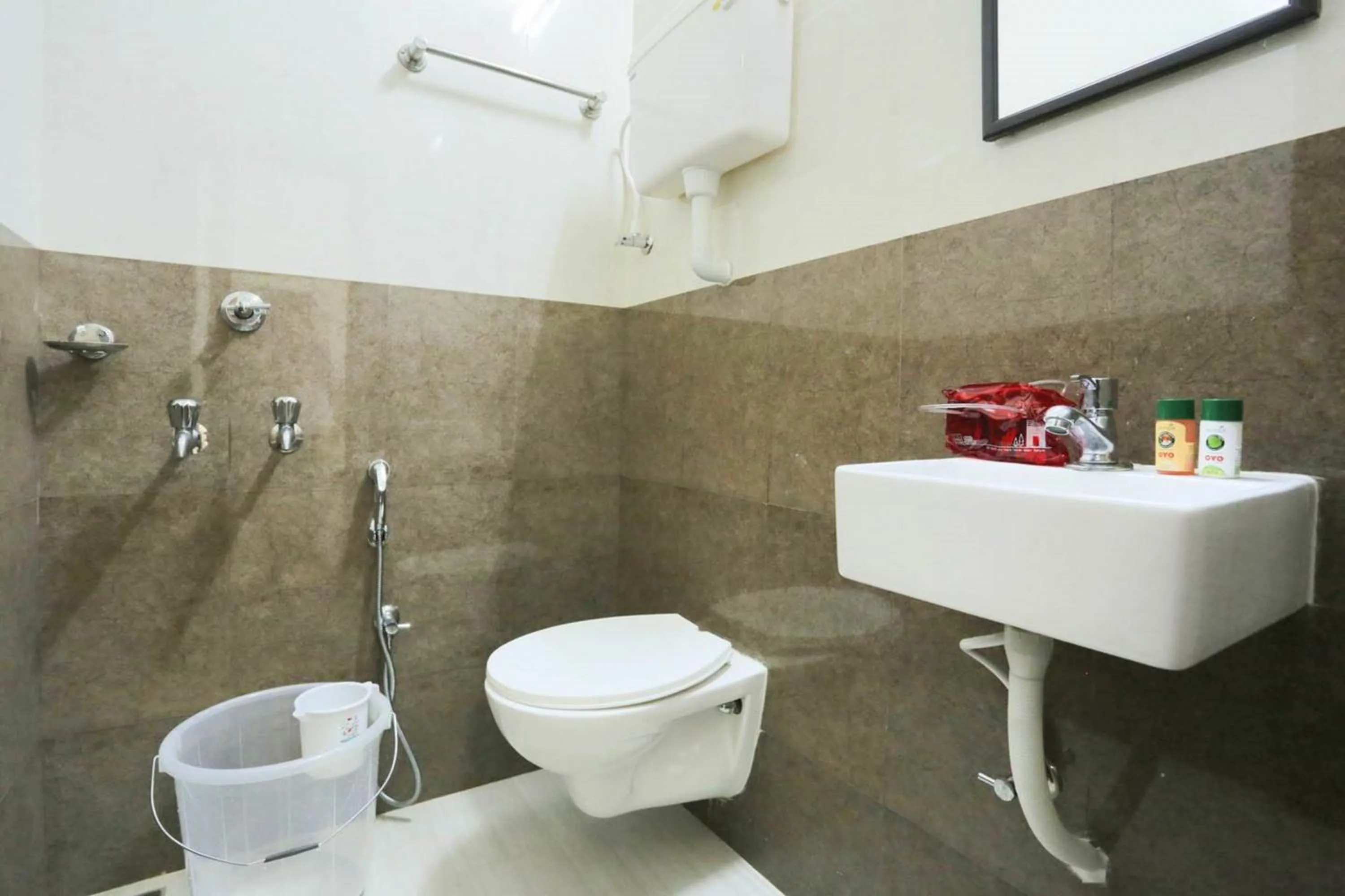 Bathroom in Hotel Prathiba Heritage