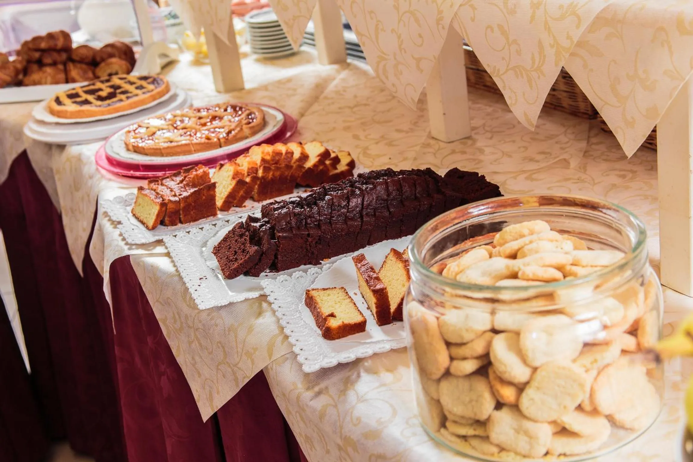 Breakfast in Hotel Dolcevita