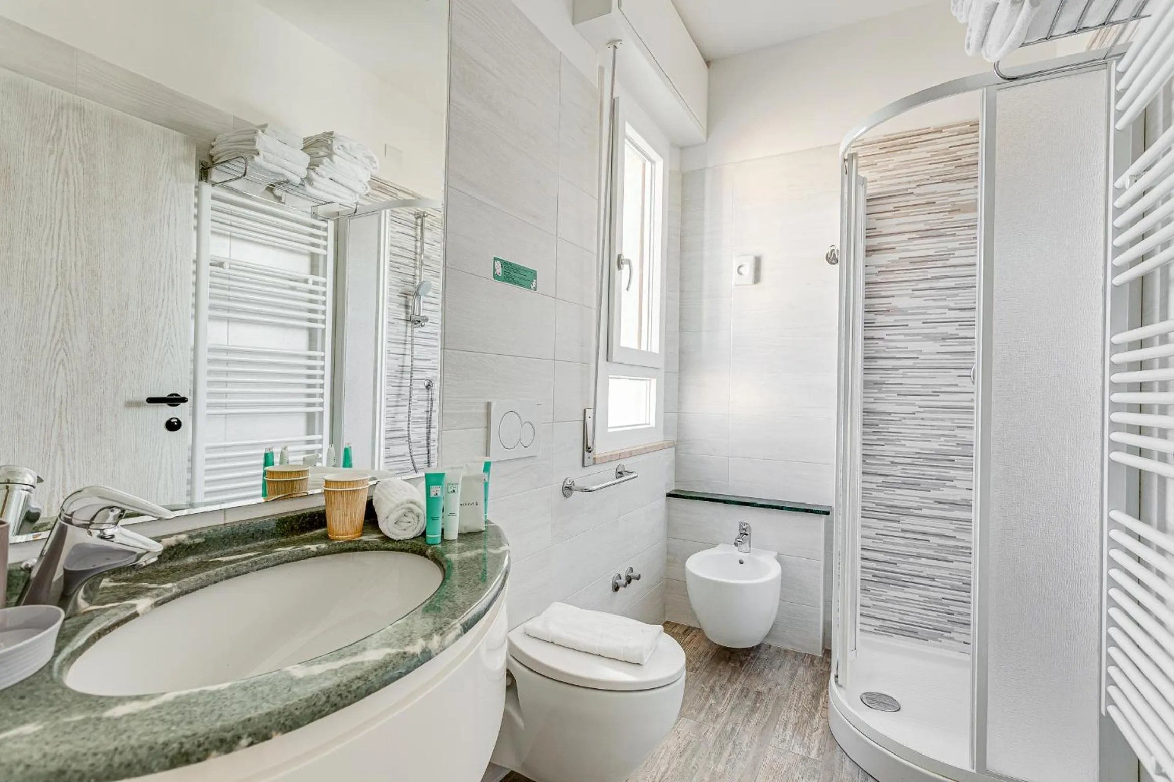 Bathroom in Hotel Dolcevita