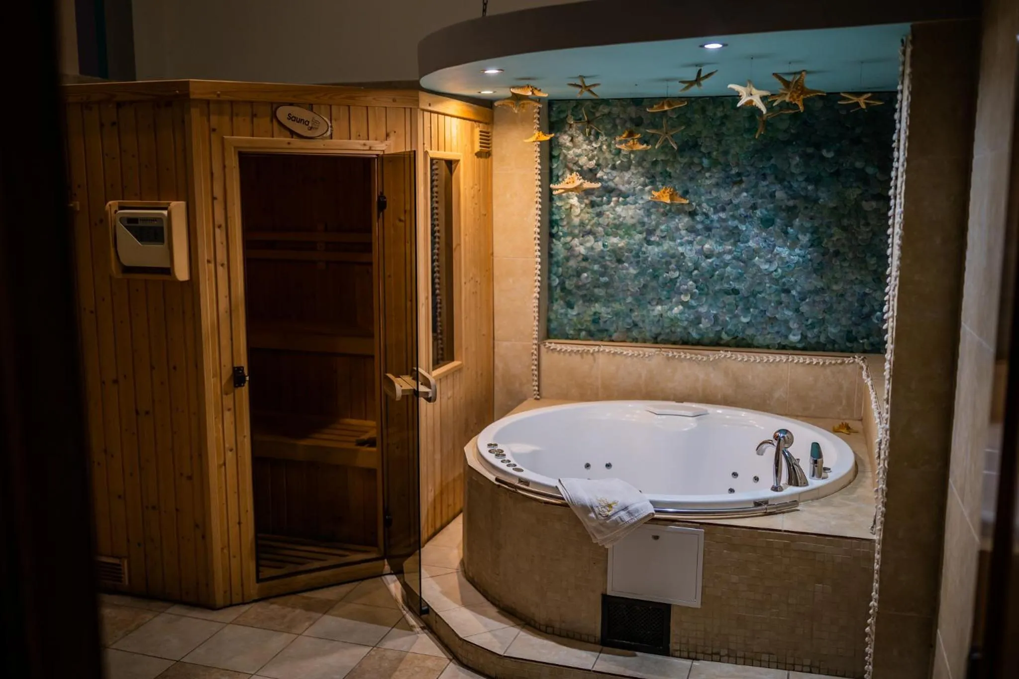 Hot Tub in Karolowy Dwór