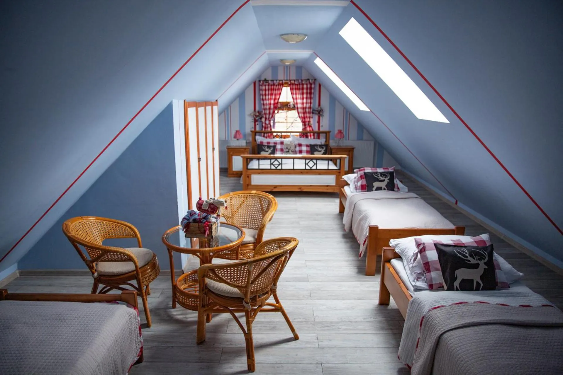 Living room, Bed in Karolowy Dwór