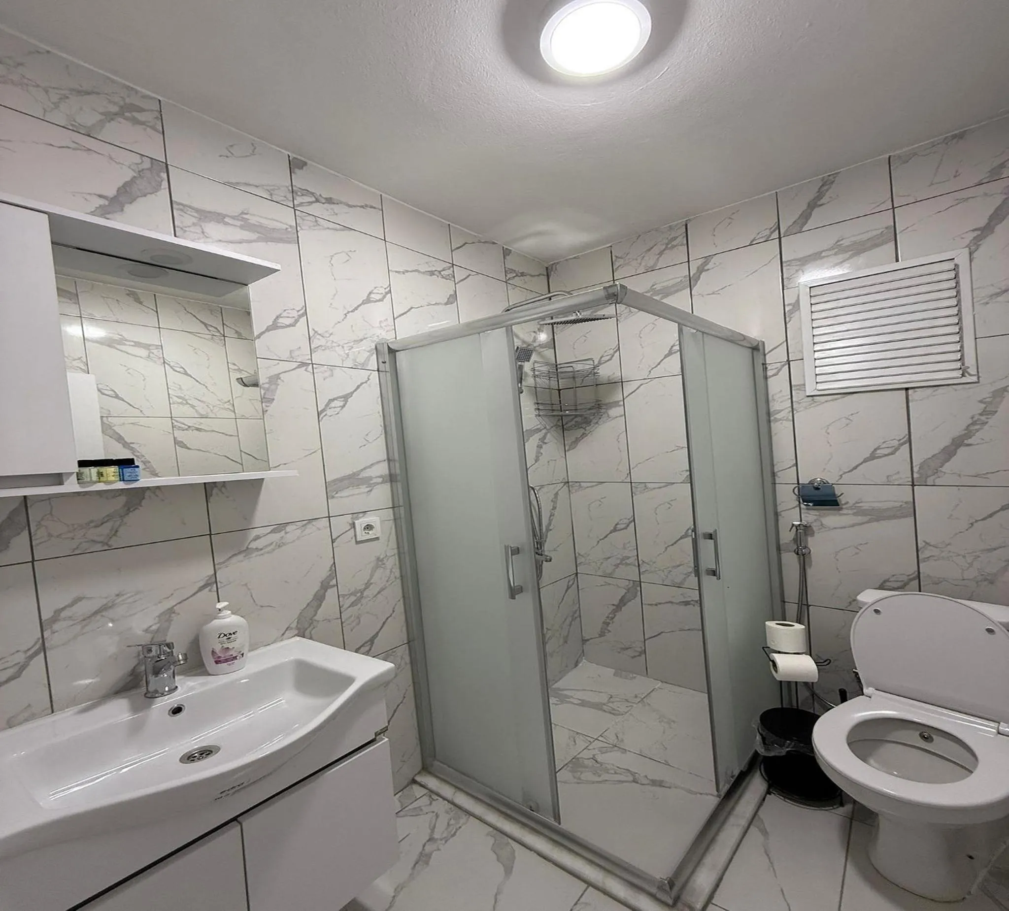 Shower in Armagan Suite Taksim