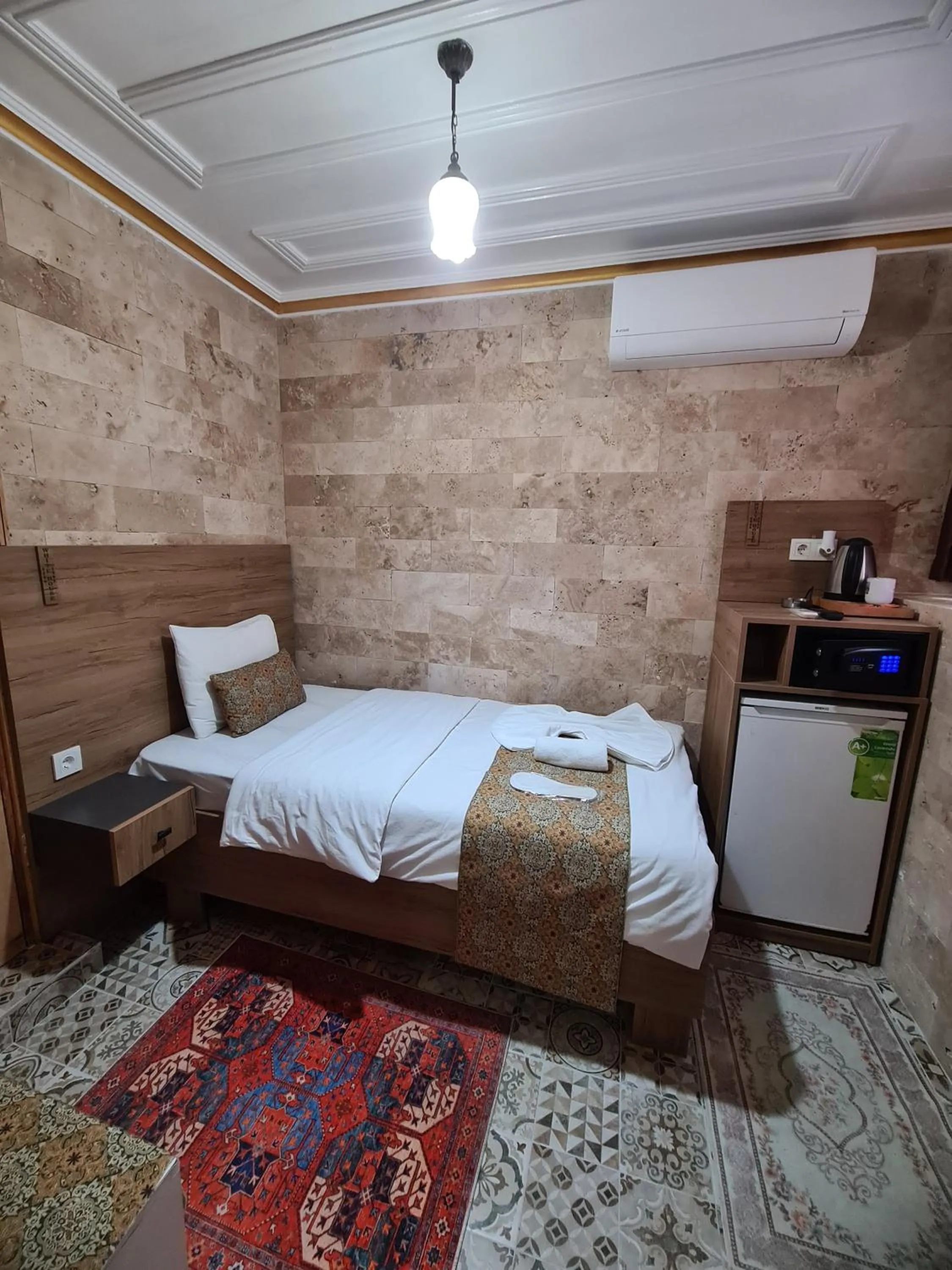 Bed in Kadıköy White House