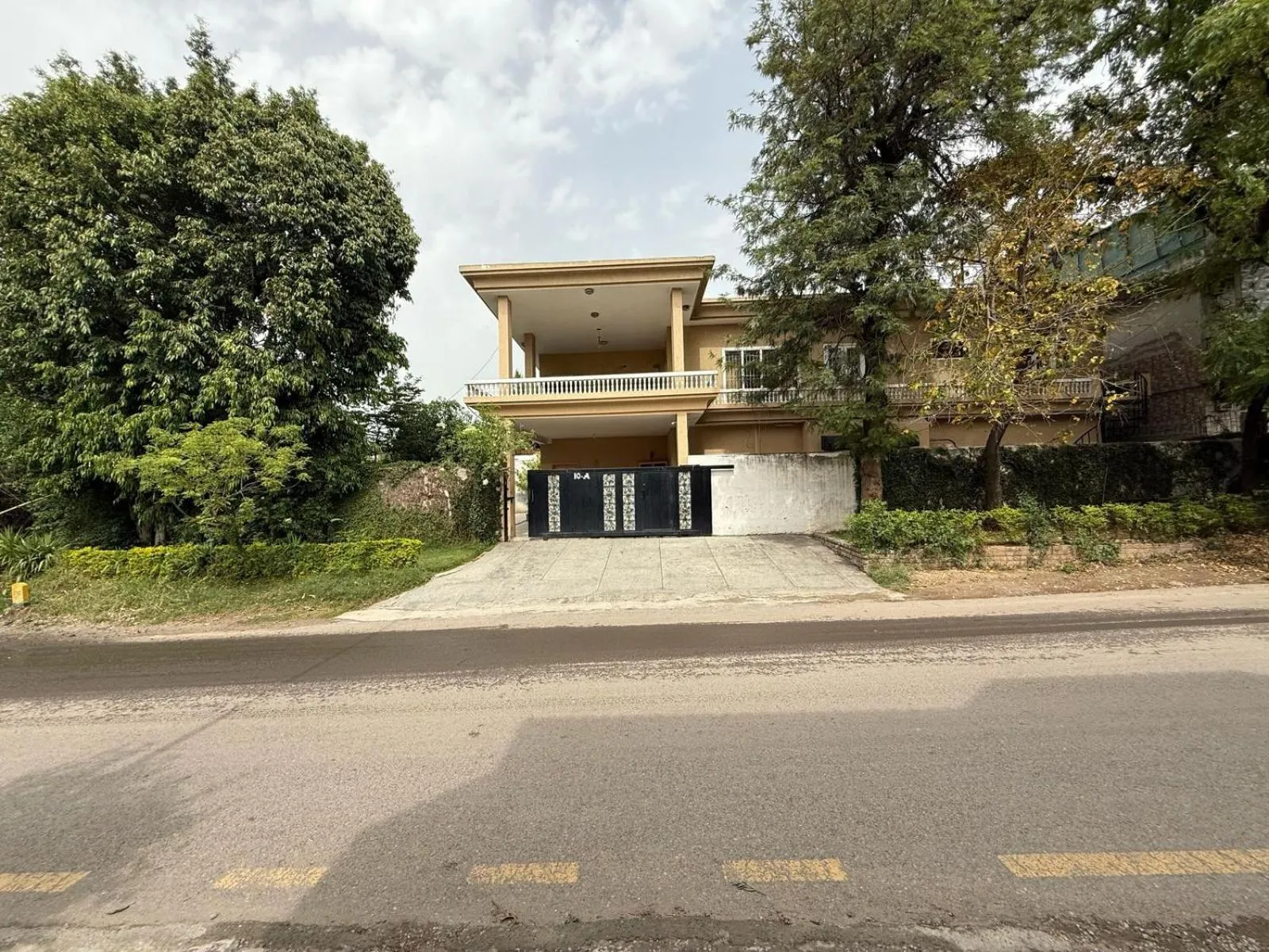 Property building in Milton Guesthouse