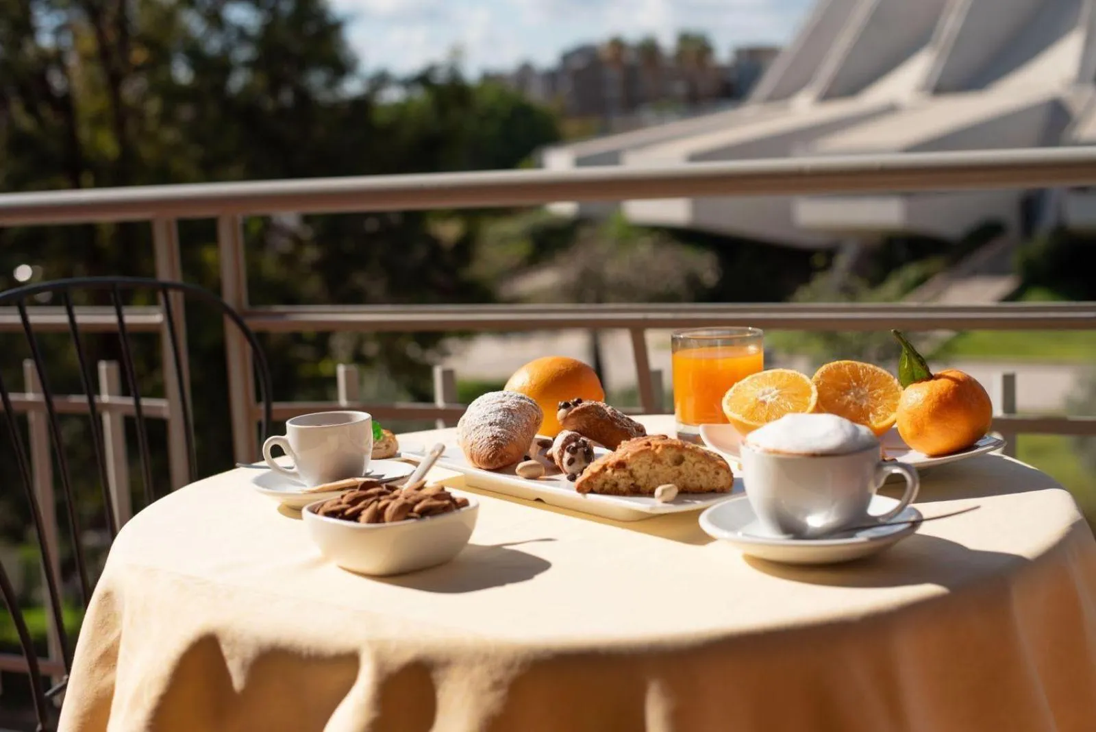 Day in Hotel Teocrito