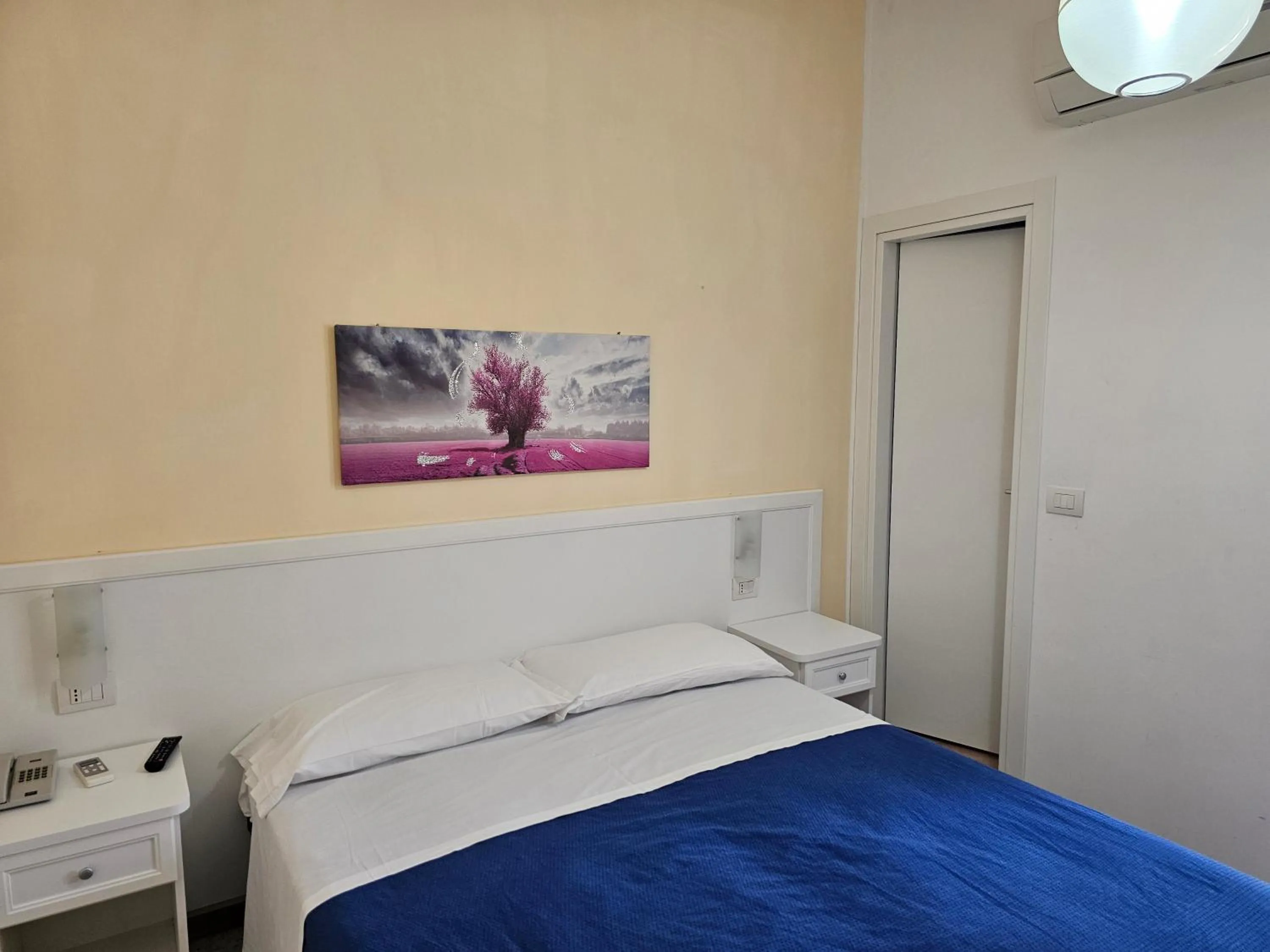 Bed in Hotel Riviera Nuova Gestione