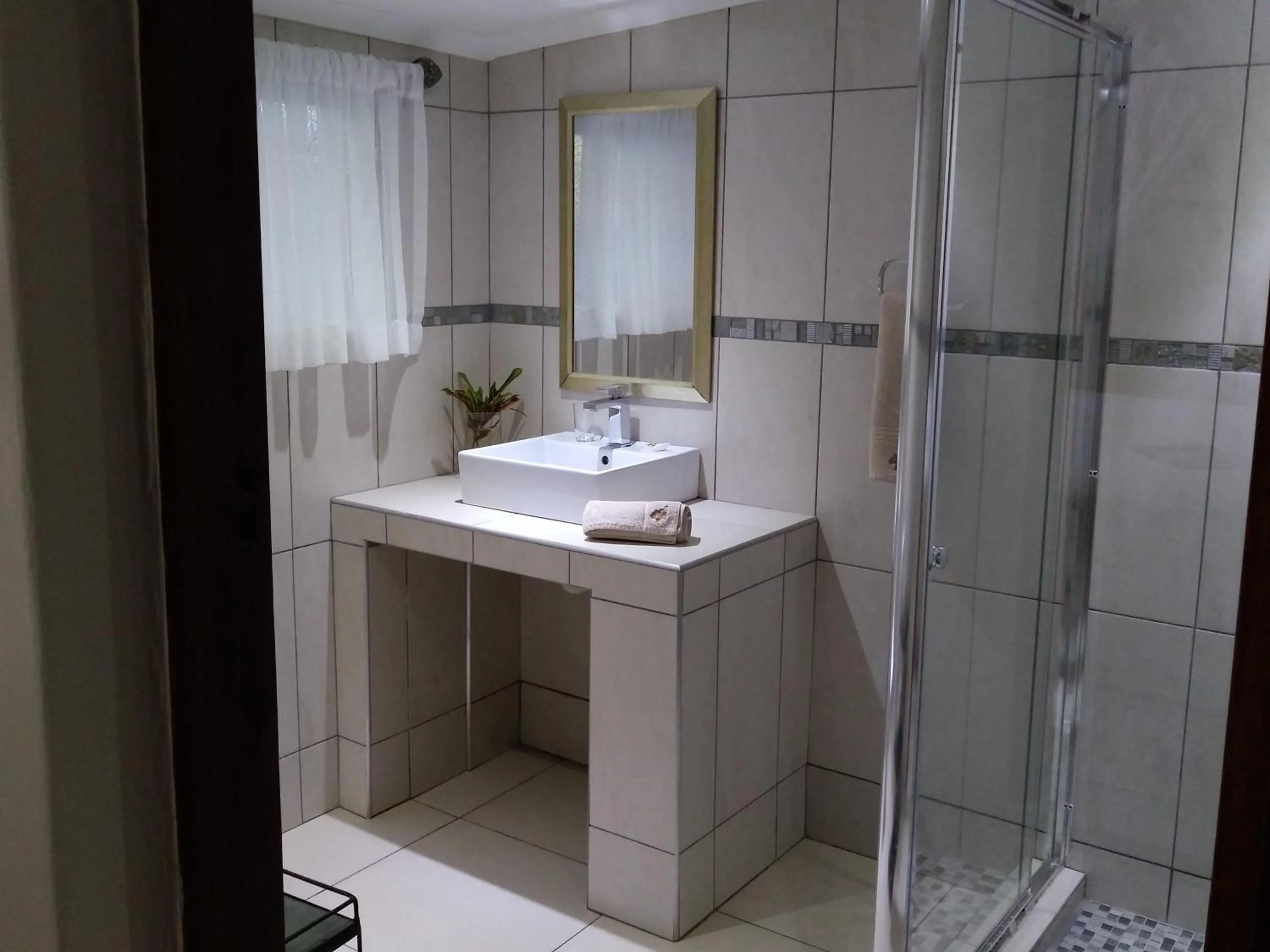 Bathroom in St Lucia Kingfisher Lodge