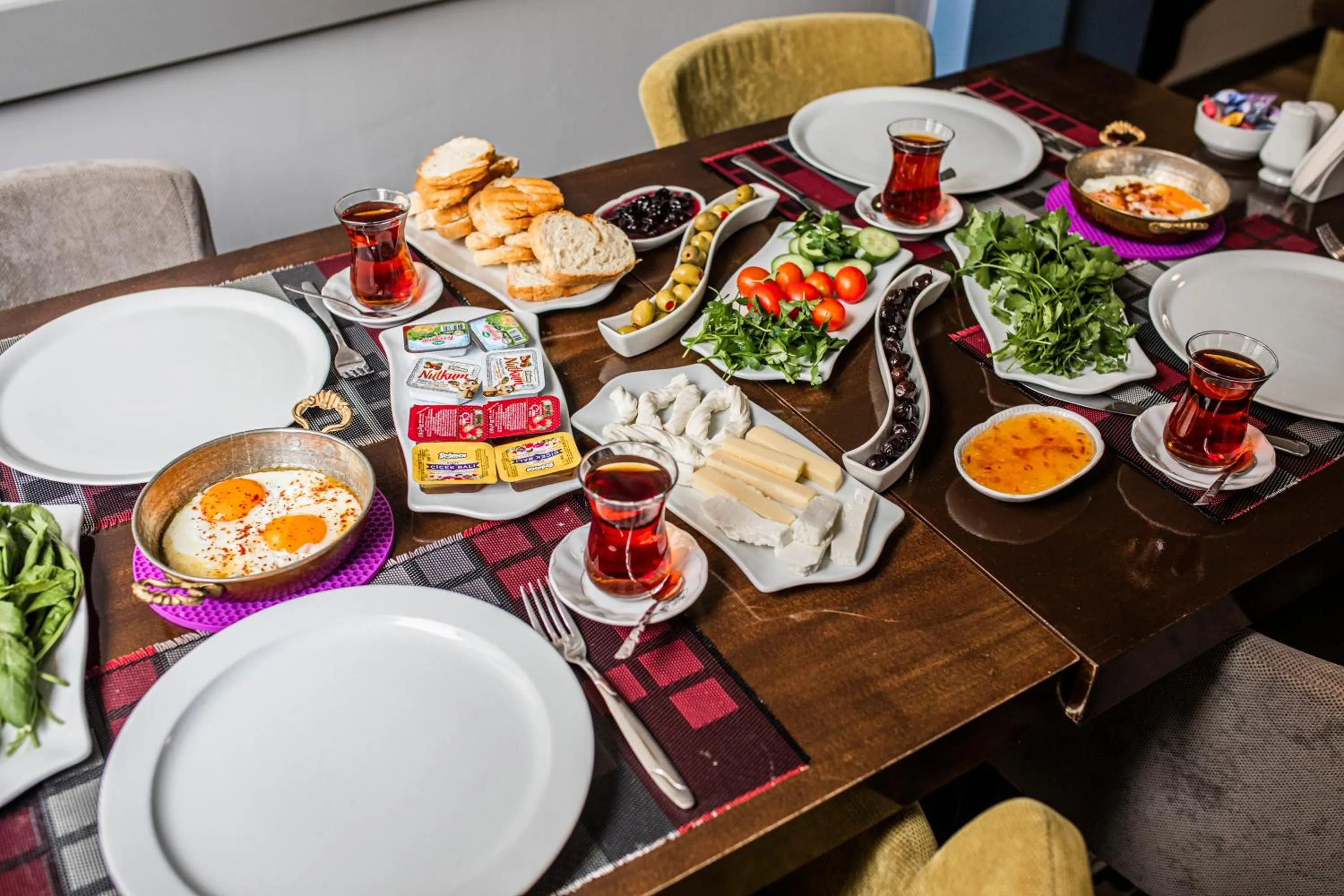 Breakfast in Konuk Hotel