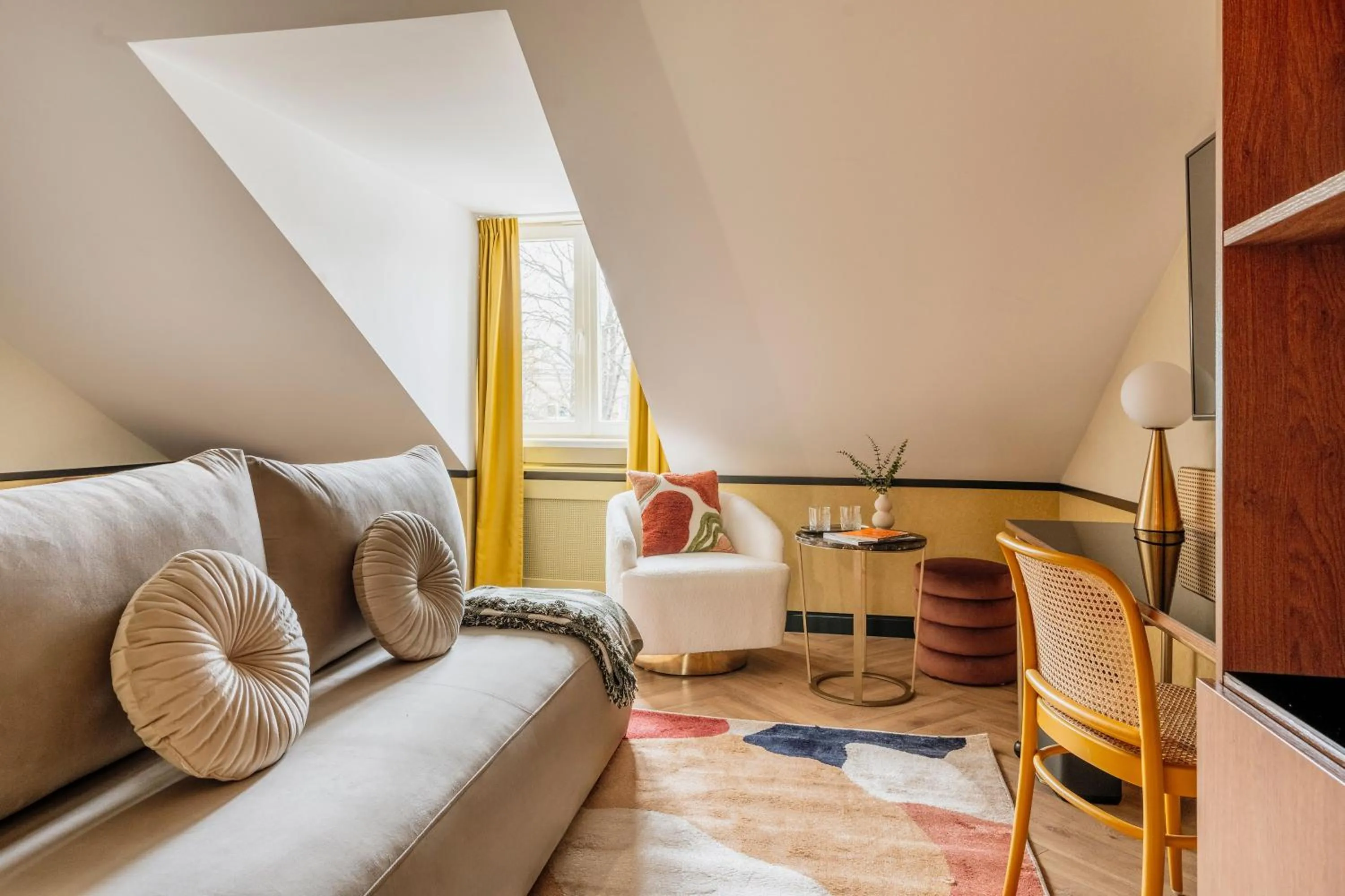 TV and multimedia in Colette - LoftAffair Collection