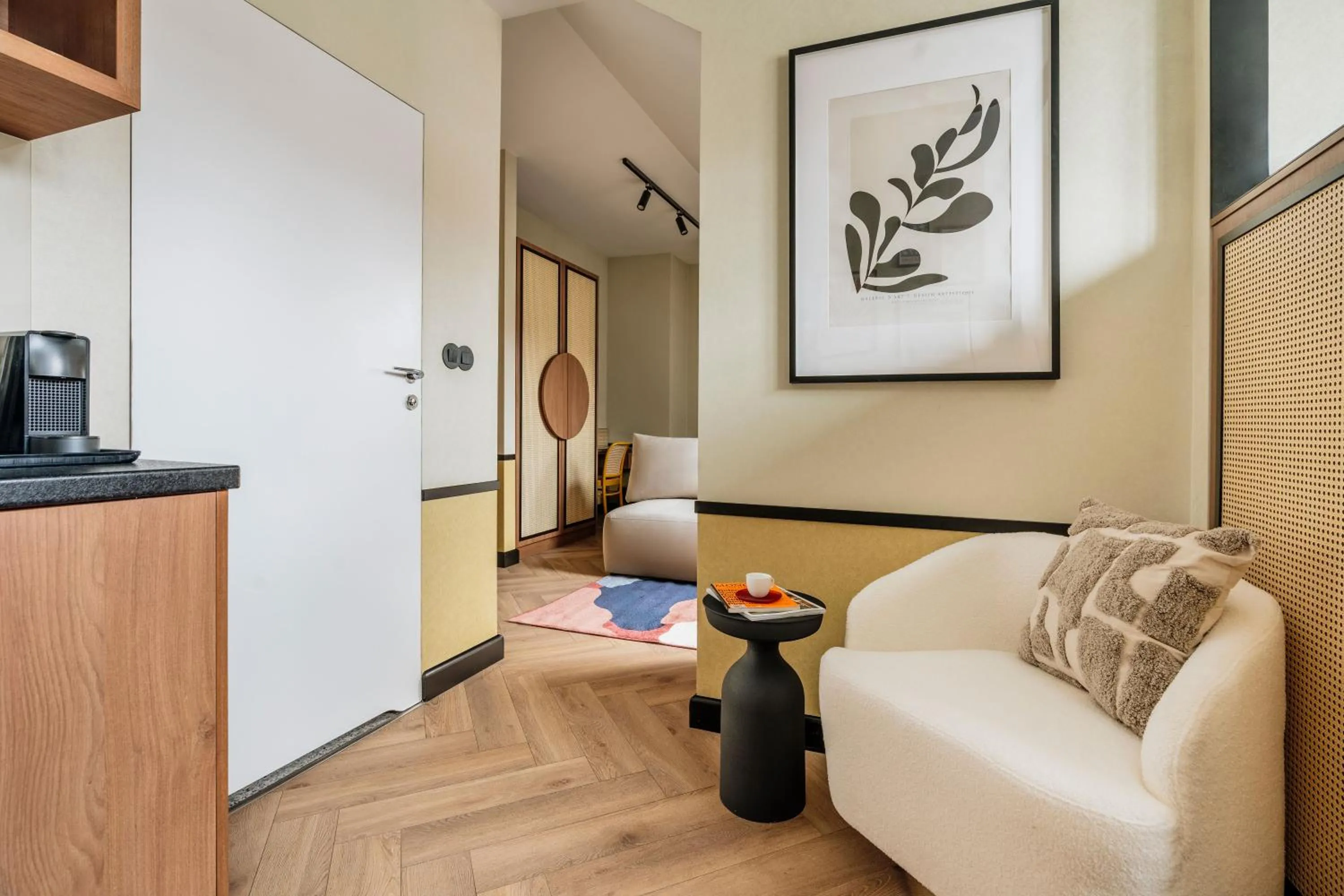 Coffee/tea facilities in Colette - LoftAffair Collection