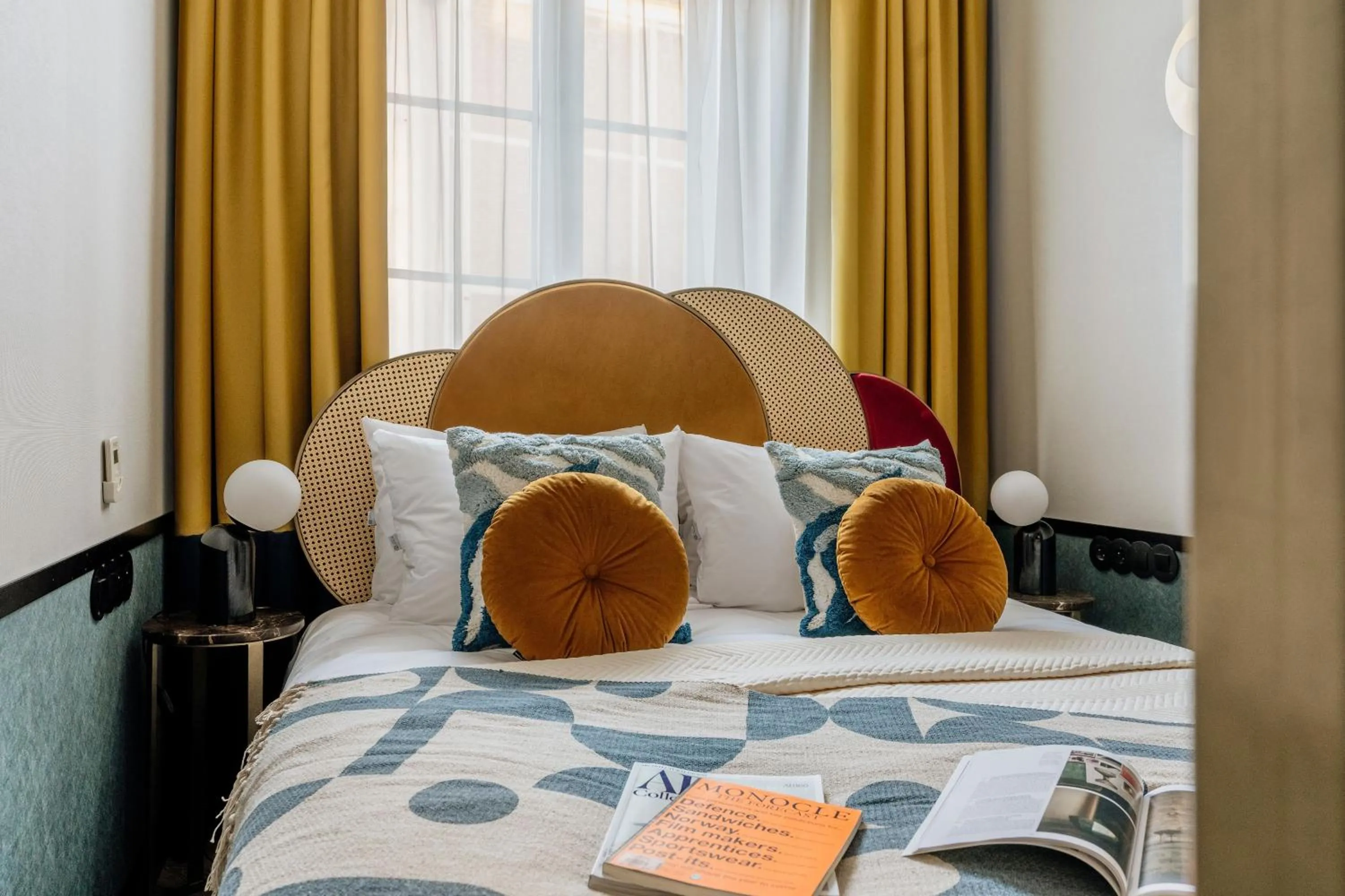 Bed in Colette - LoftAffair Collection