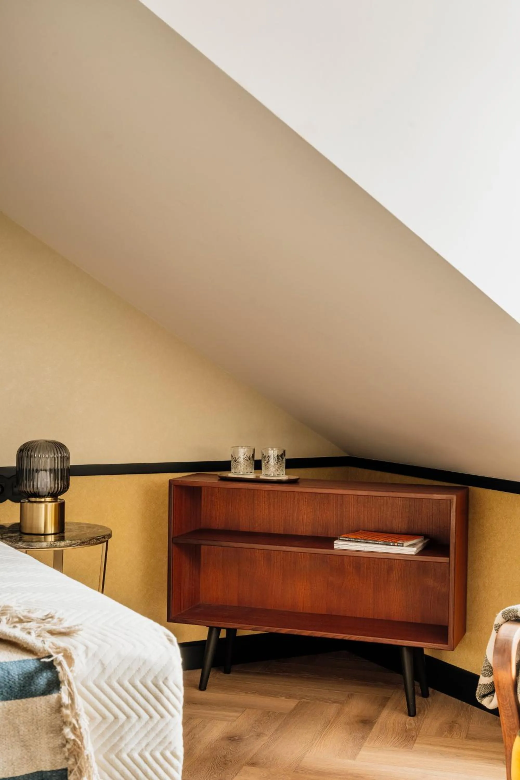 Bed in Colette - LoftAffair Collection