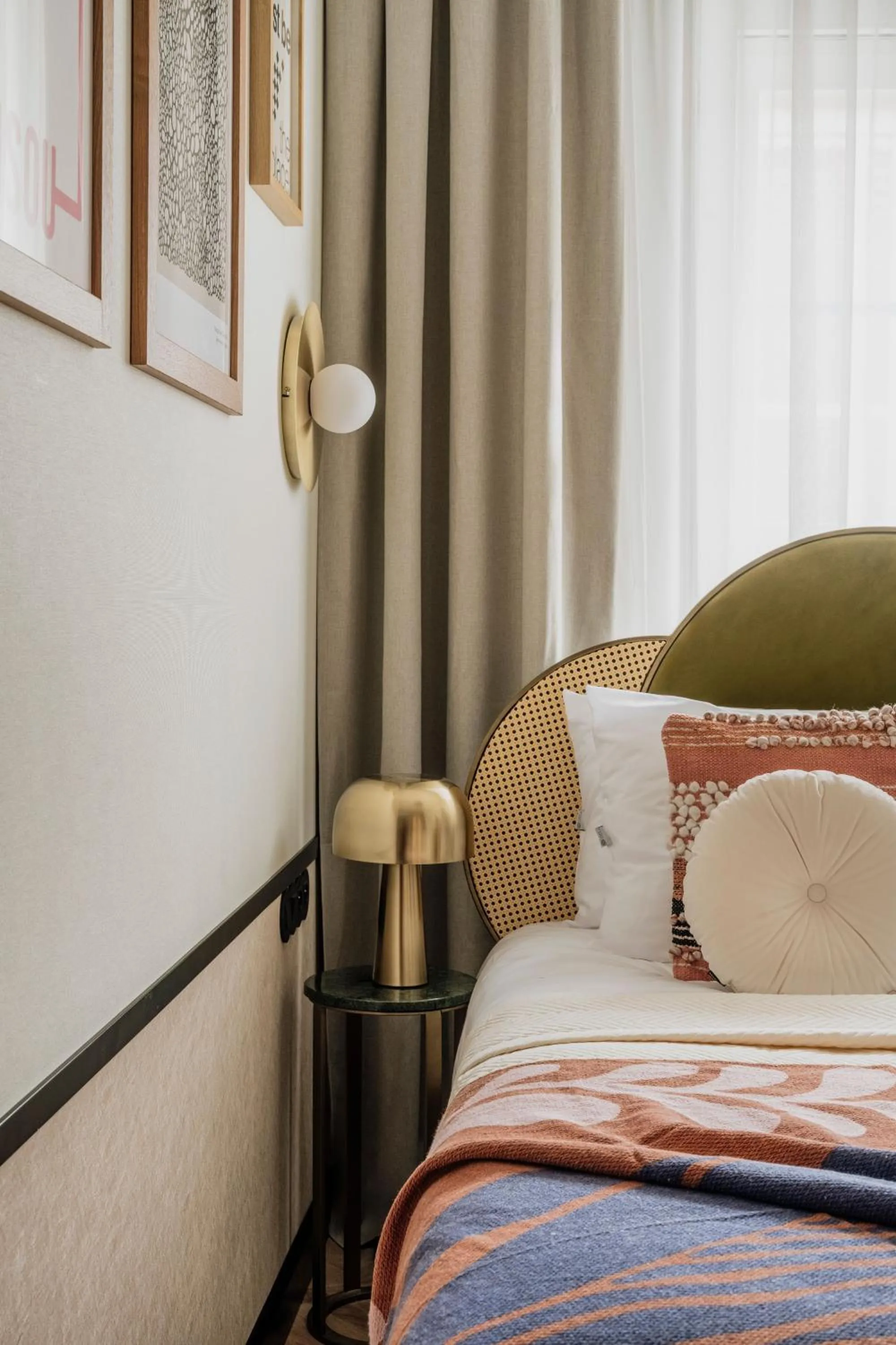 Bed in Colette - LoftAffair Collection