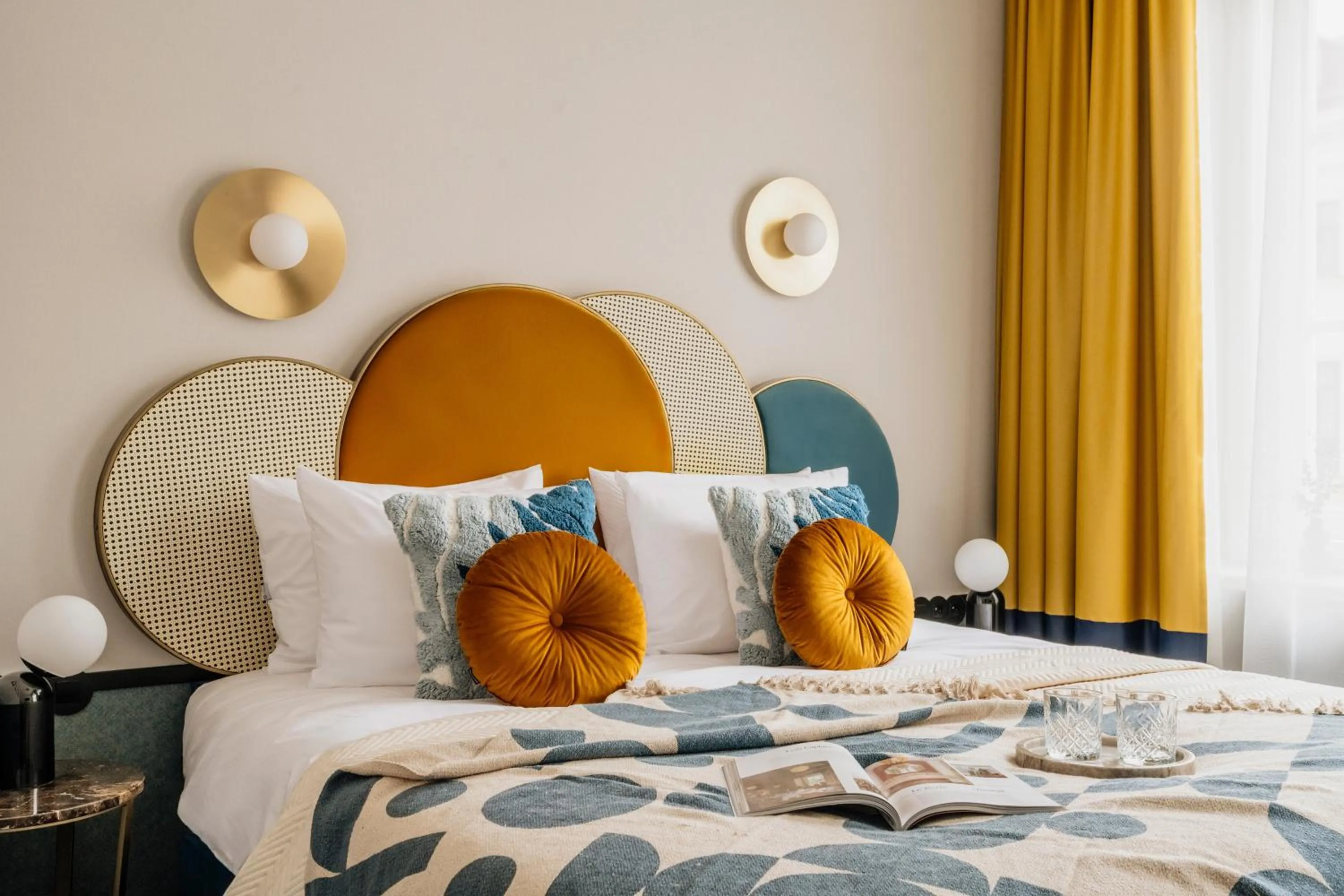 Bed in Colette - LoftAffair Collection