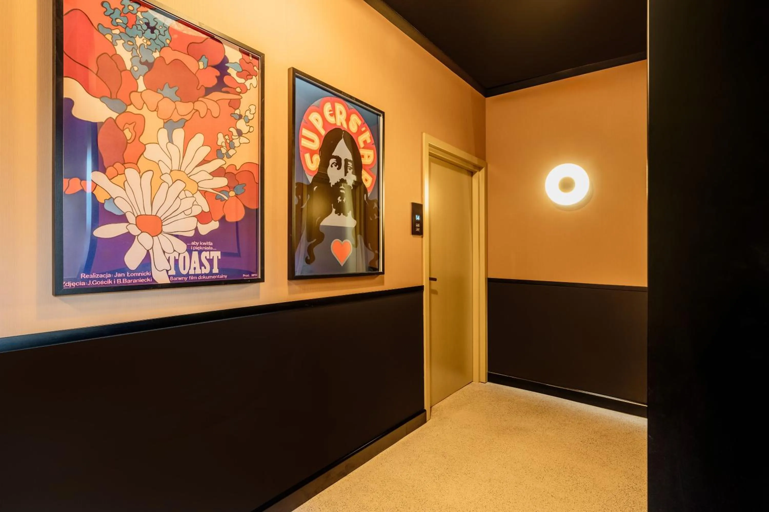 Decorative detail in Colette - LoftAffair Collection