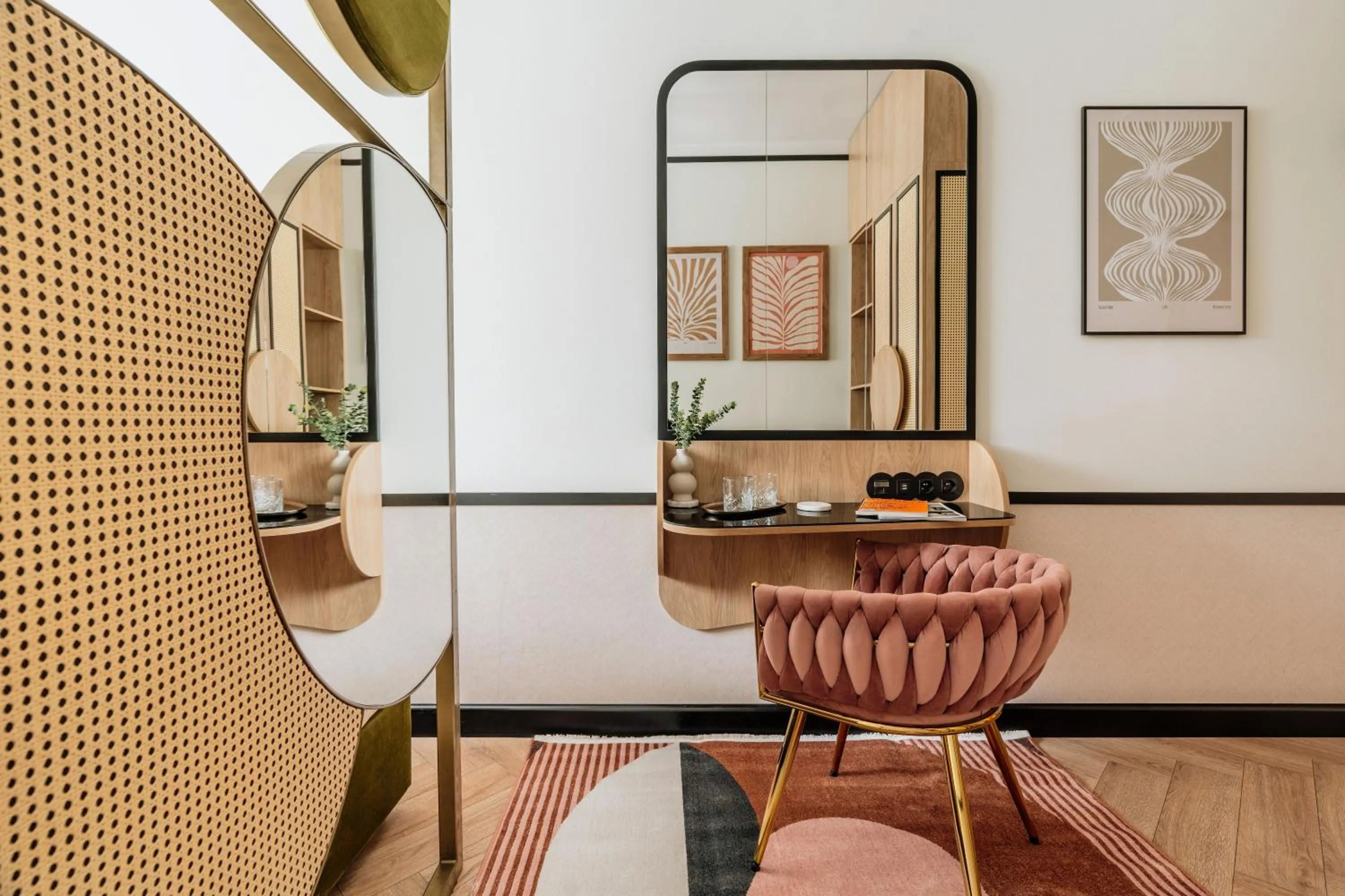 Decorative detail in Colette - LoftAffair Collection