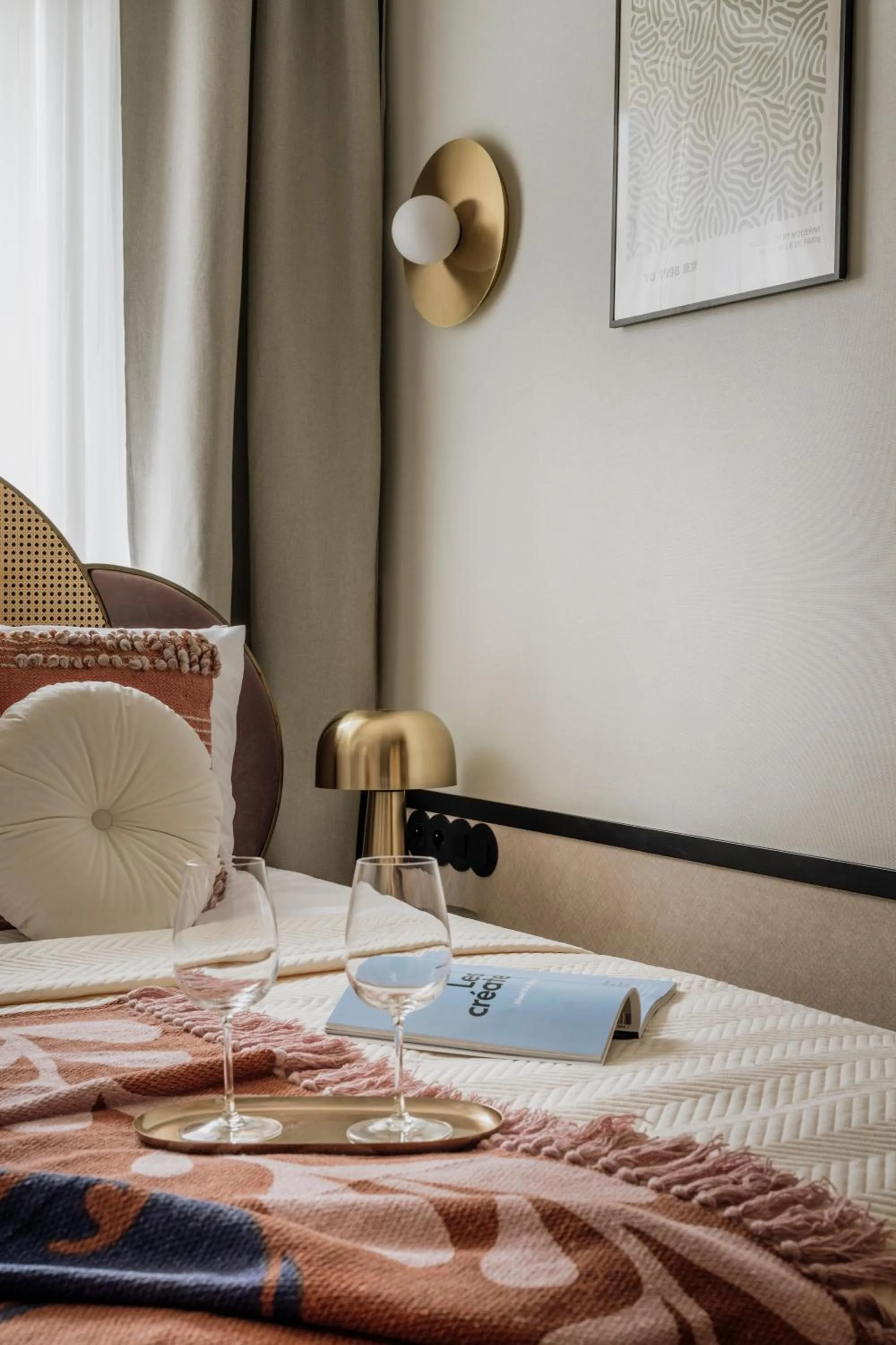 Bed in Colette - LoftAffair Collection