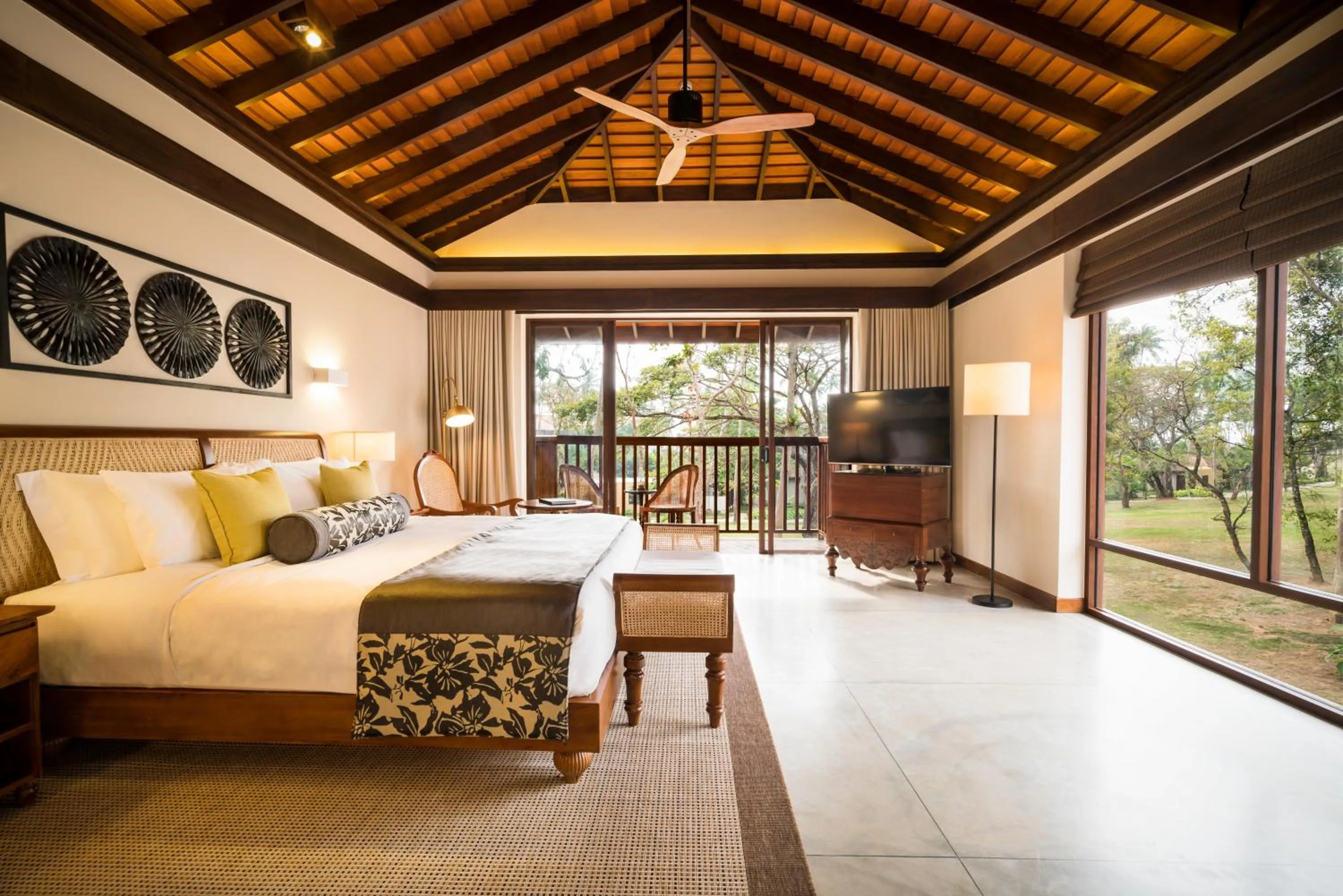Photo of the whole room, Bed in Anantara Peace Haven Tangalle Resort
