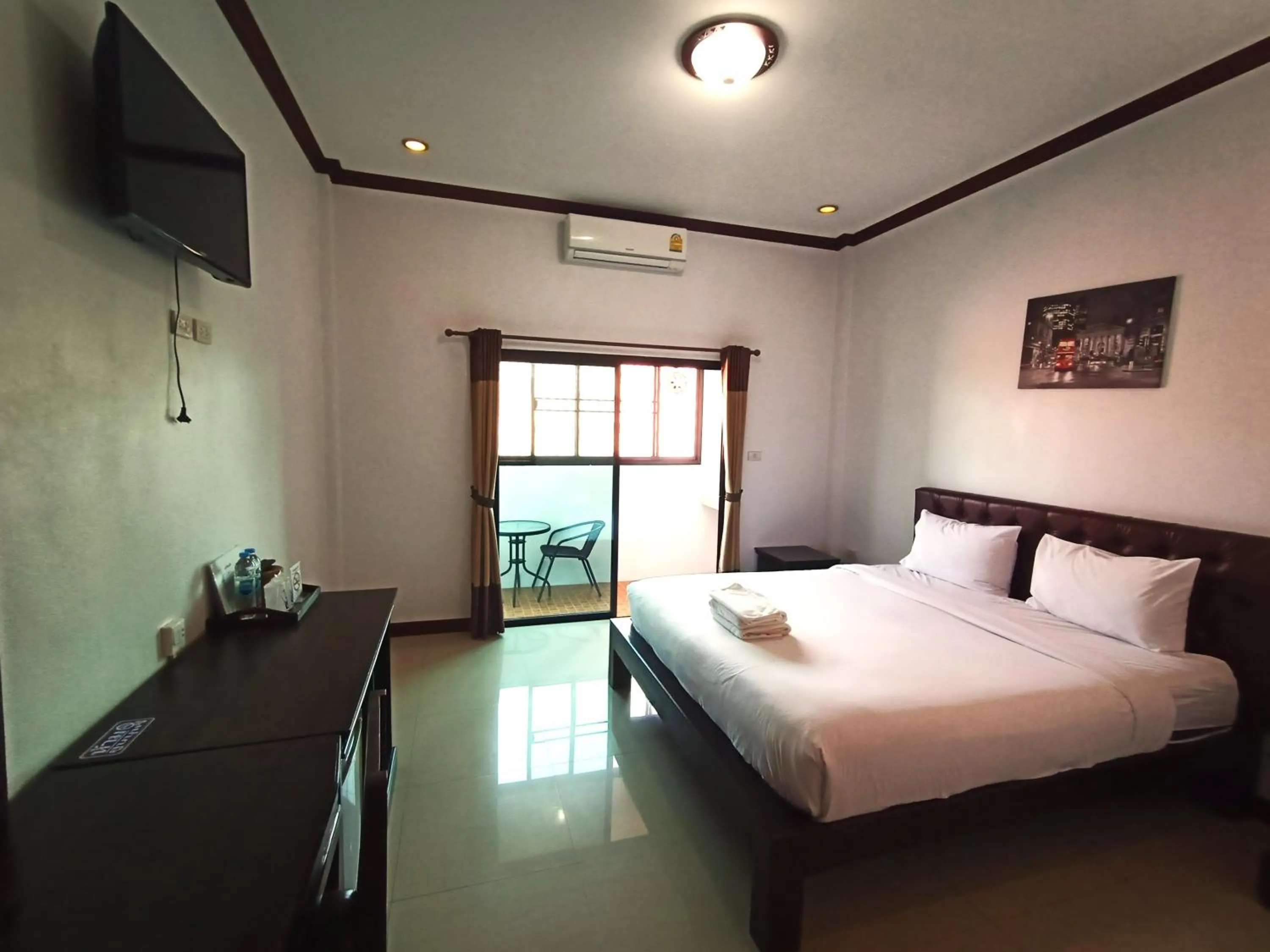 Bed in Be One Boutique Resort