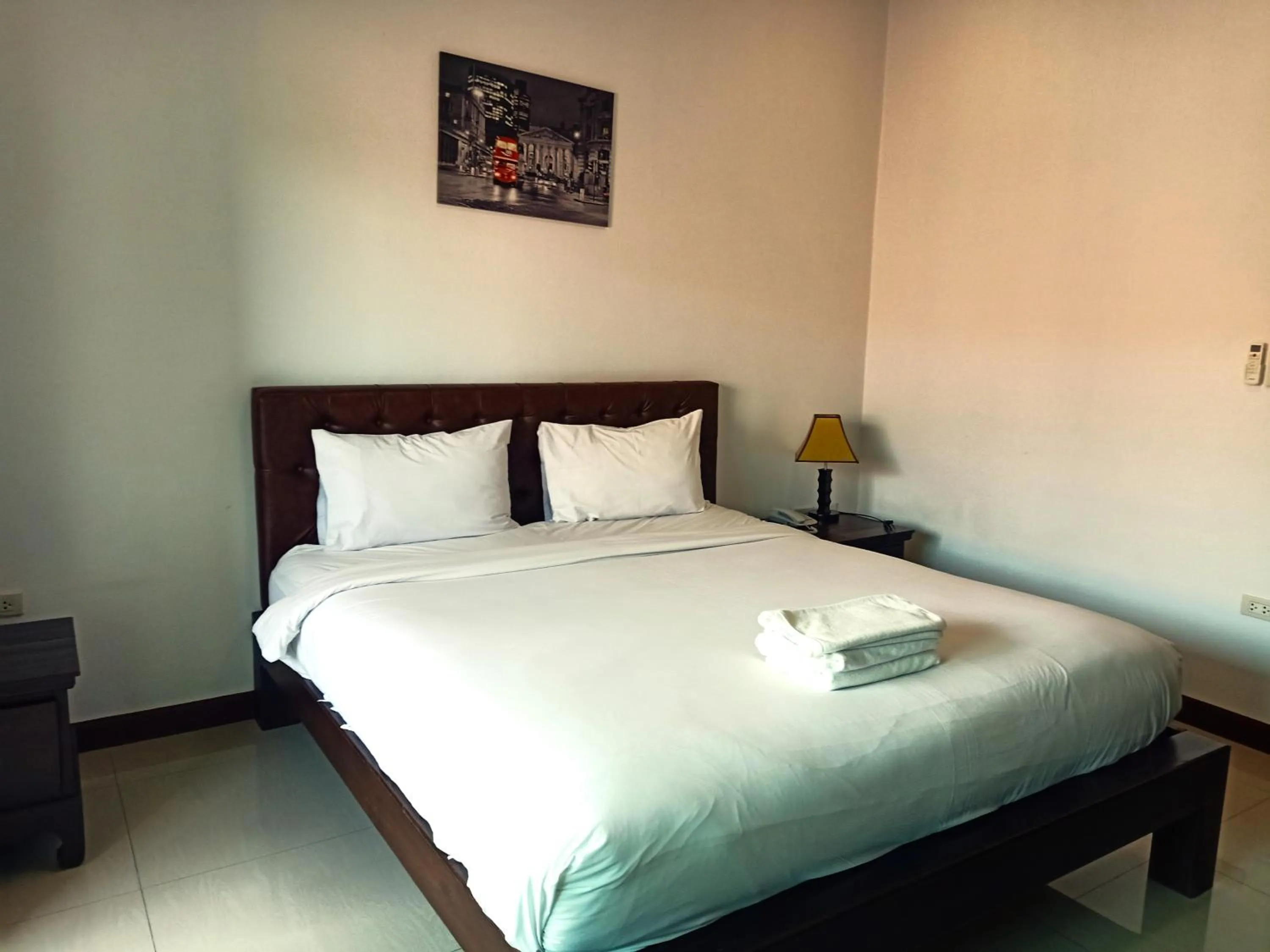 Bed in Be One Boutique Resort