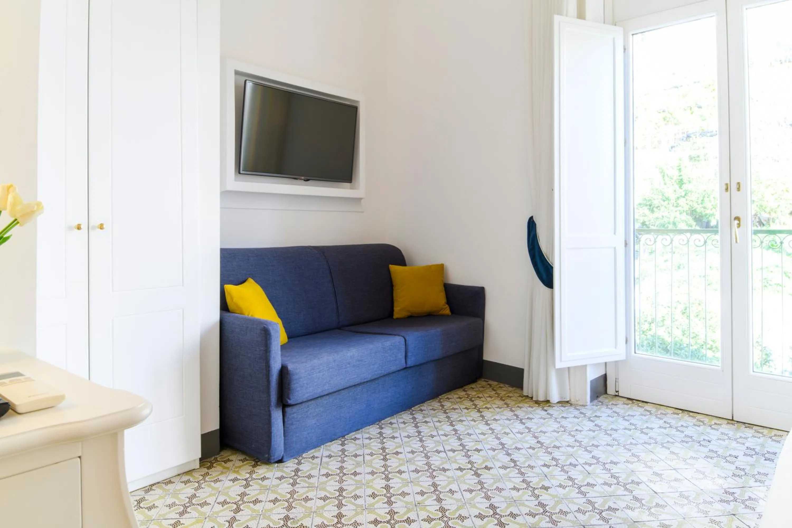 TV and multimedia in Amalfi Luxury House