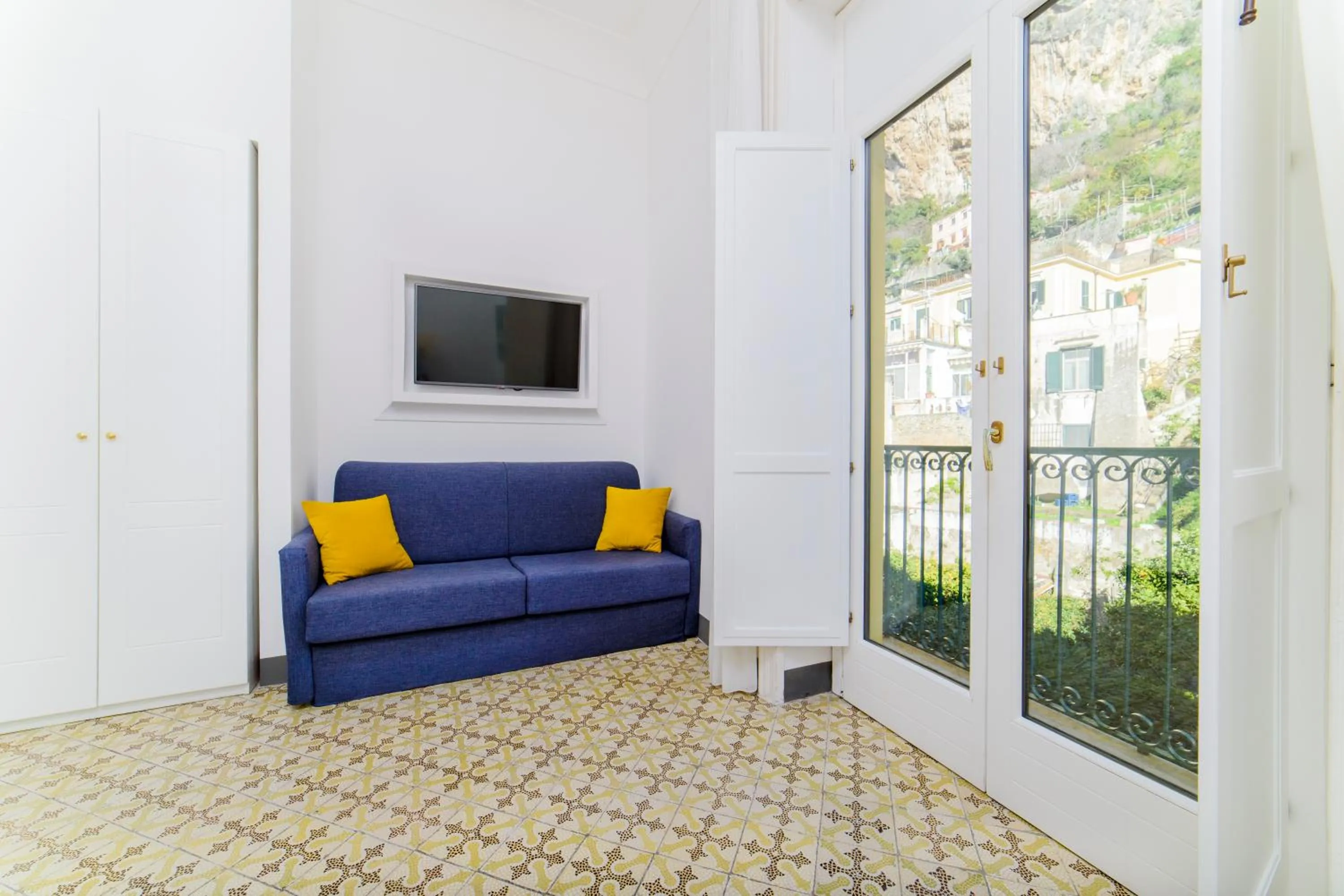 TV and multimedia in Amalfi Luxury House