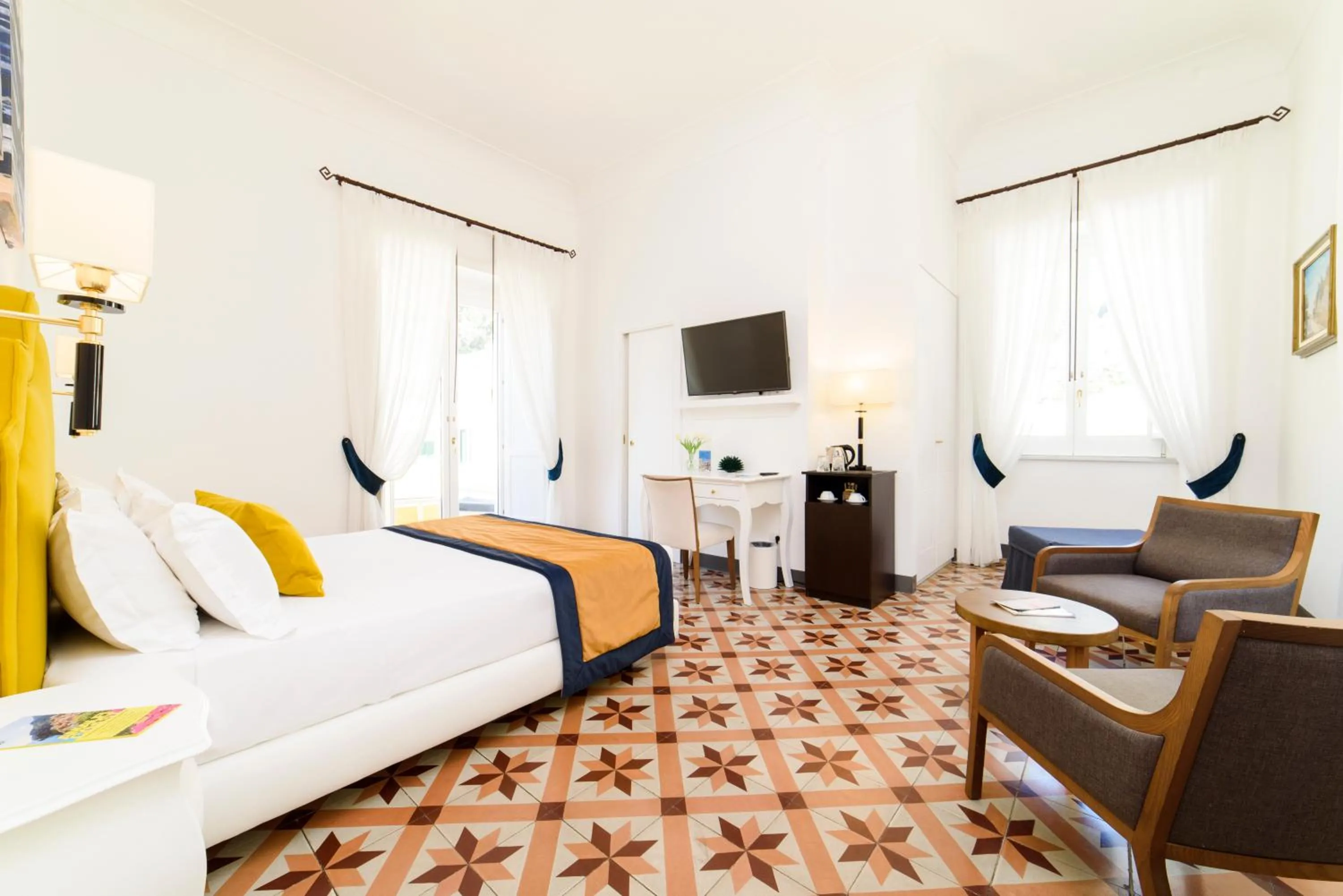 Bed in Amalfi Luxury House