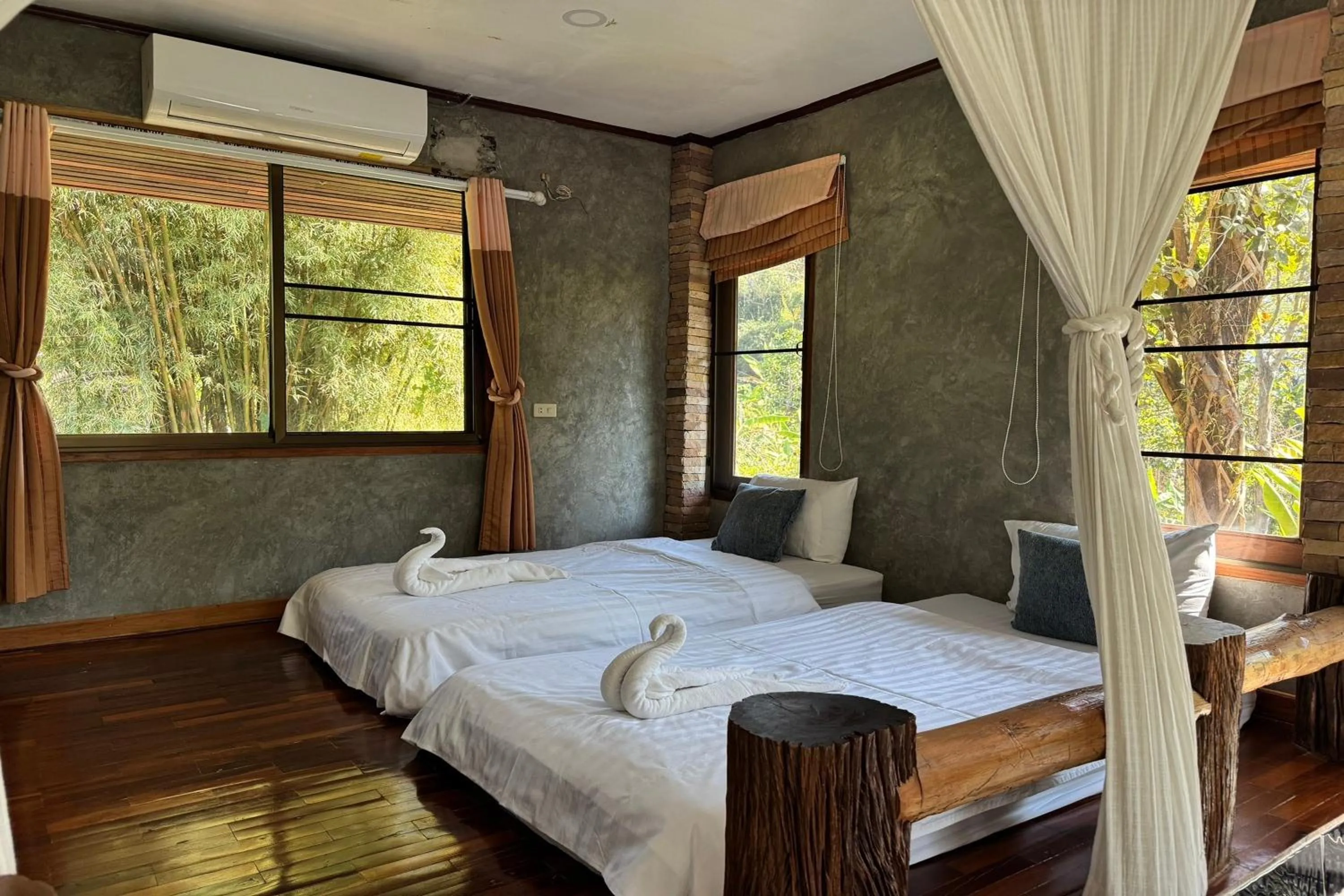 Bed in Tung Lakorn Farm