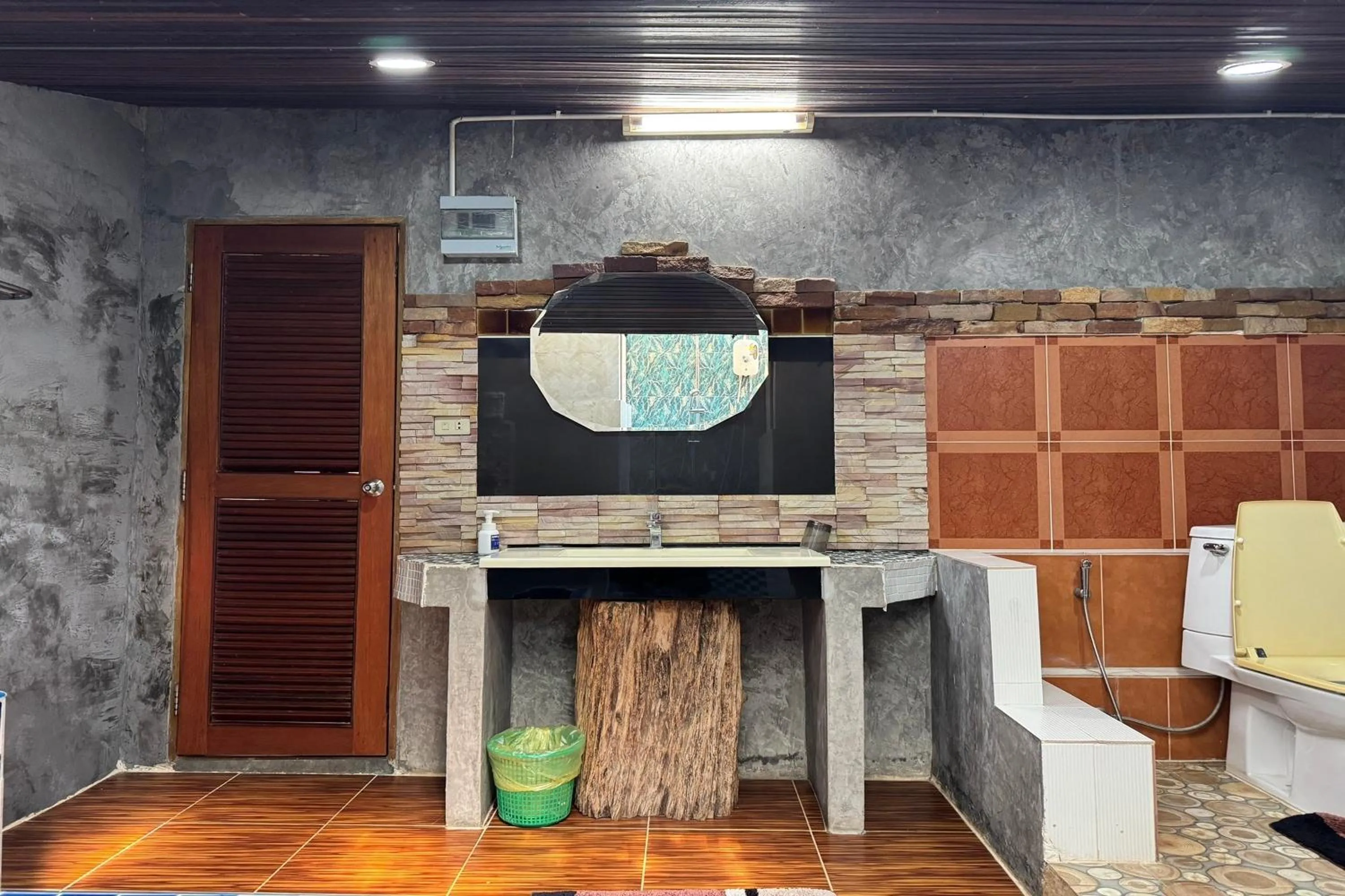 Bathroom in Tung Lakorn Farm