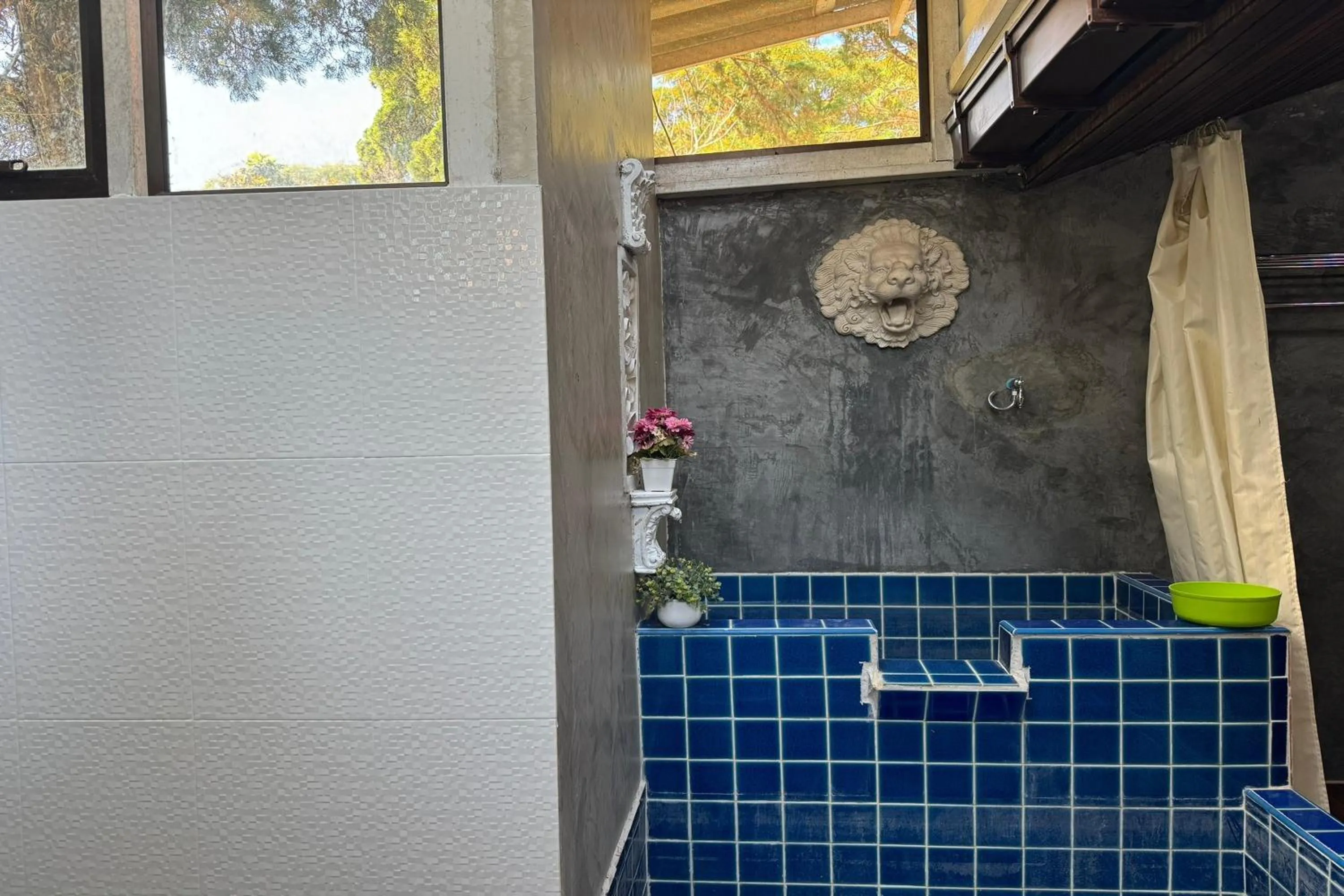 Bathroom in Tung Lakorn Farm