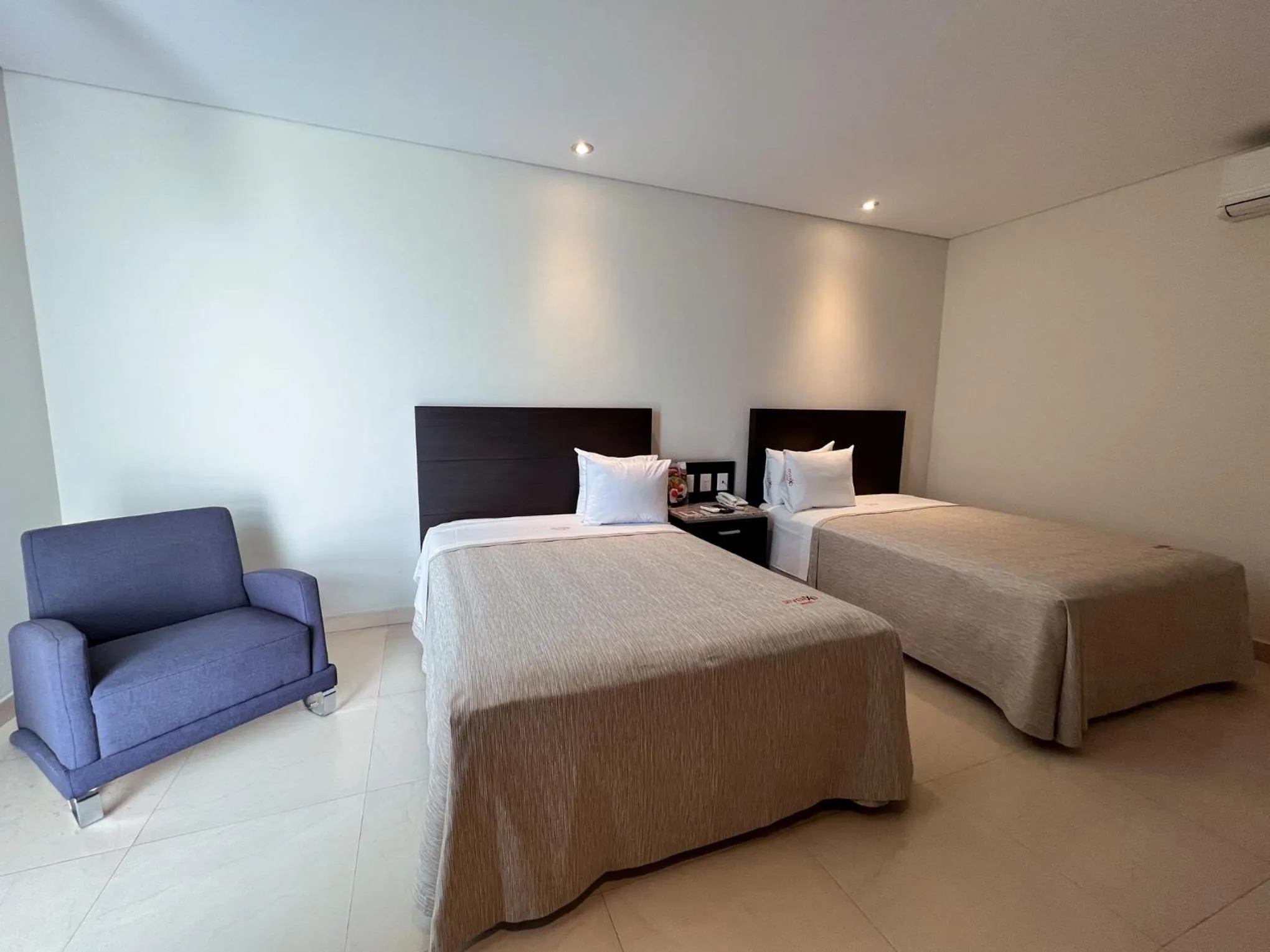 Bed in Diverxo Hotel & Villas