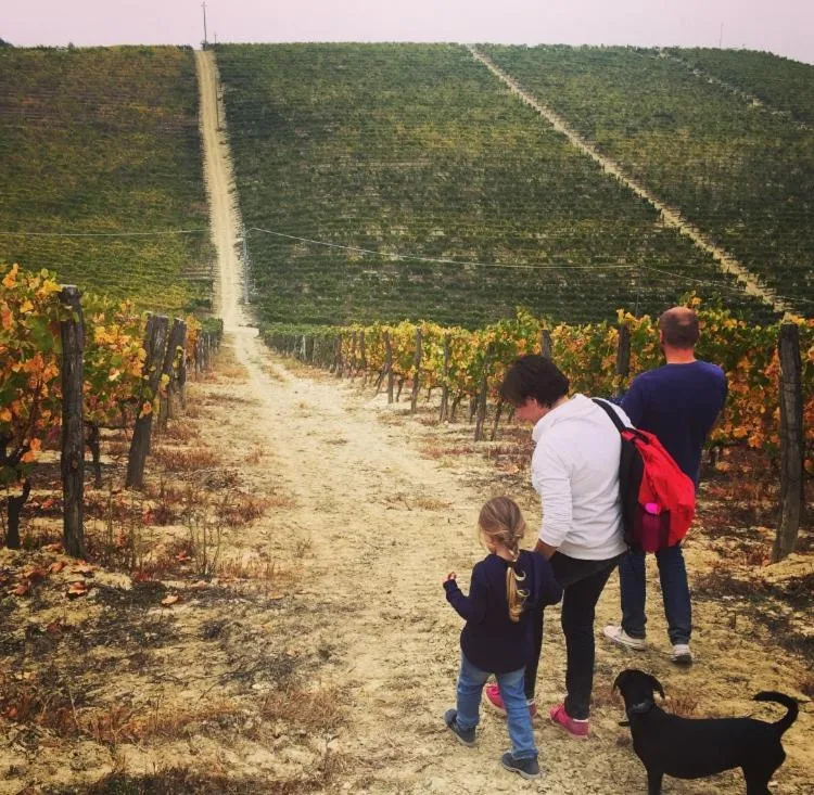 Hiking in Cascina Valtignosa Camere Con Vigna