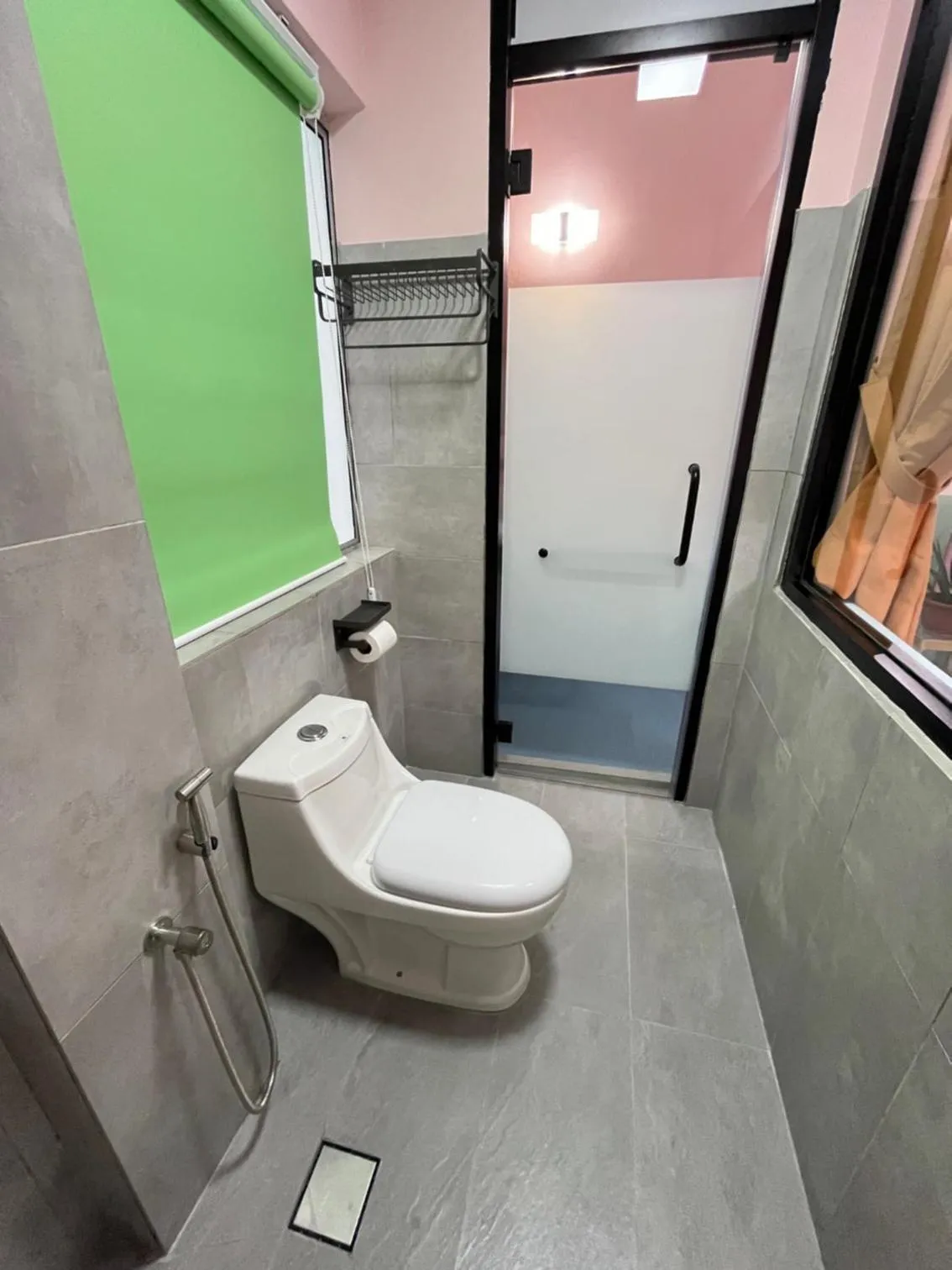 Shower in Hippo House Taiping