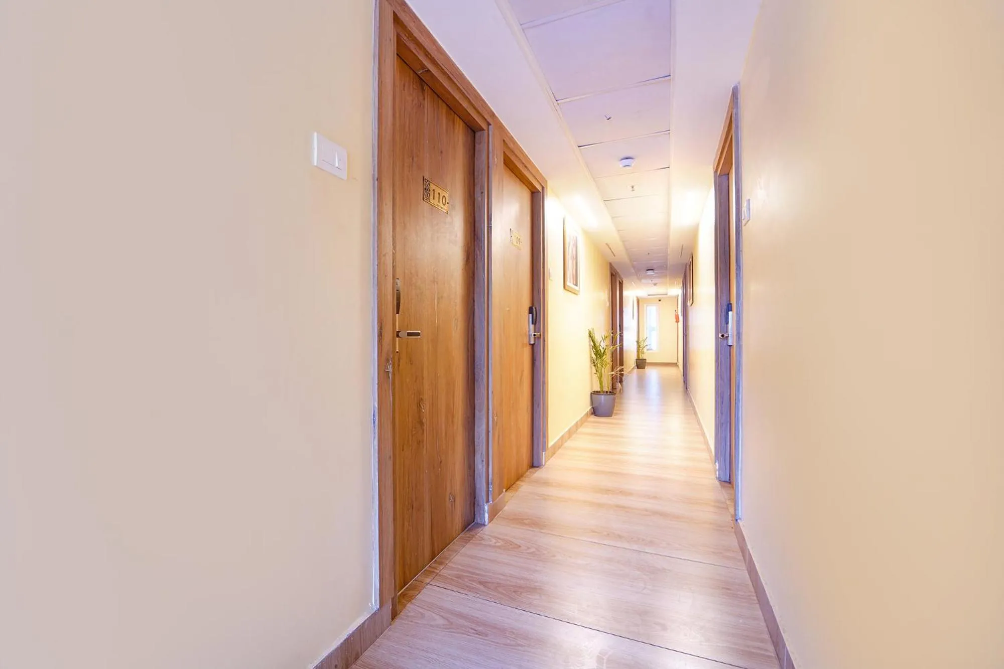 Lobby or reception in FabHotel INK - Nr Coimbatore North Railway Station