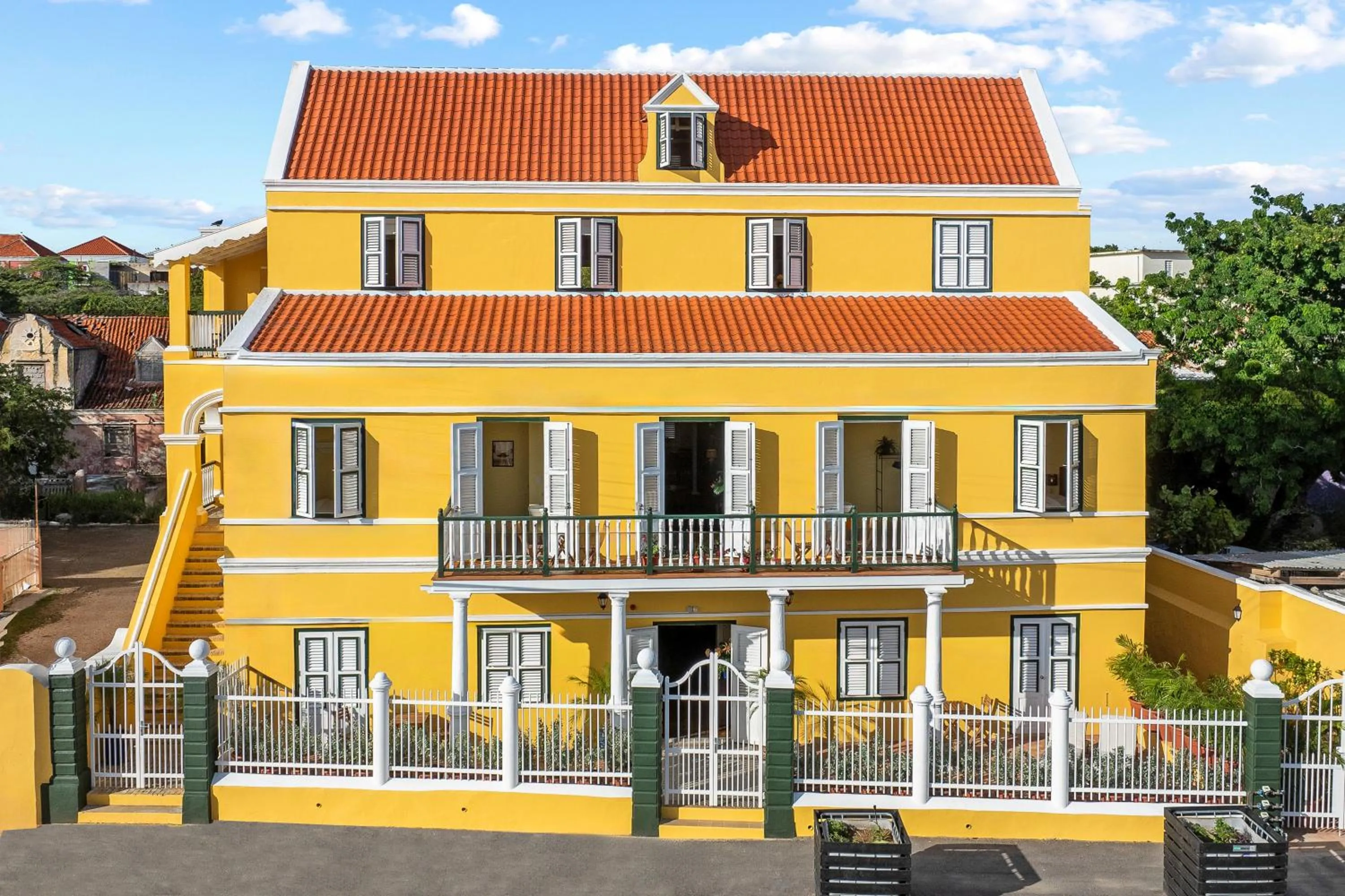 Property building in Drift Hotels