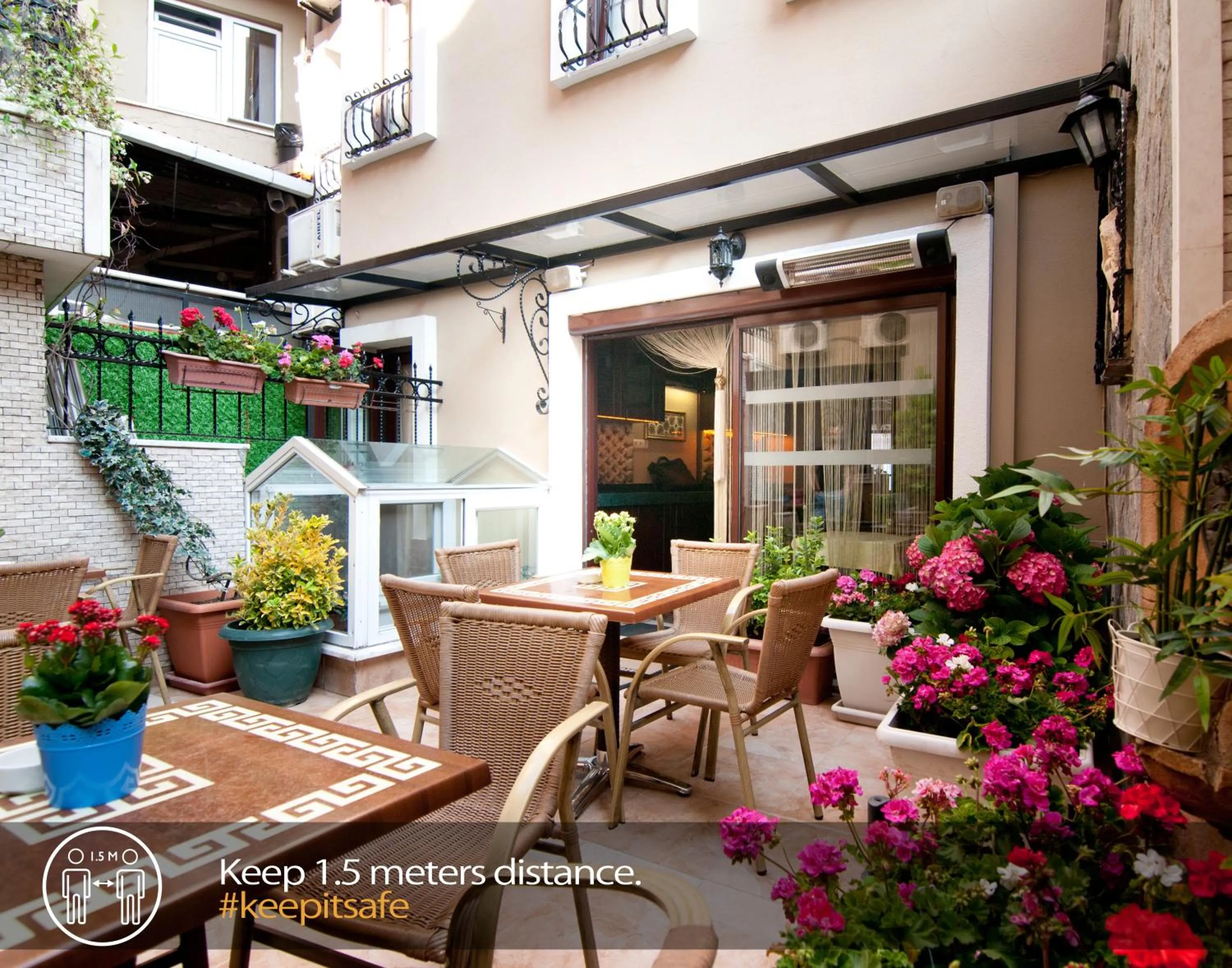 Patio in Best Point Hotel Sultanahmet,Istanbul