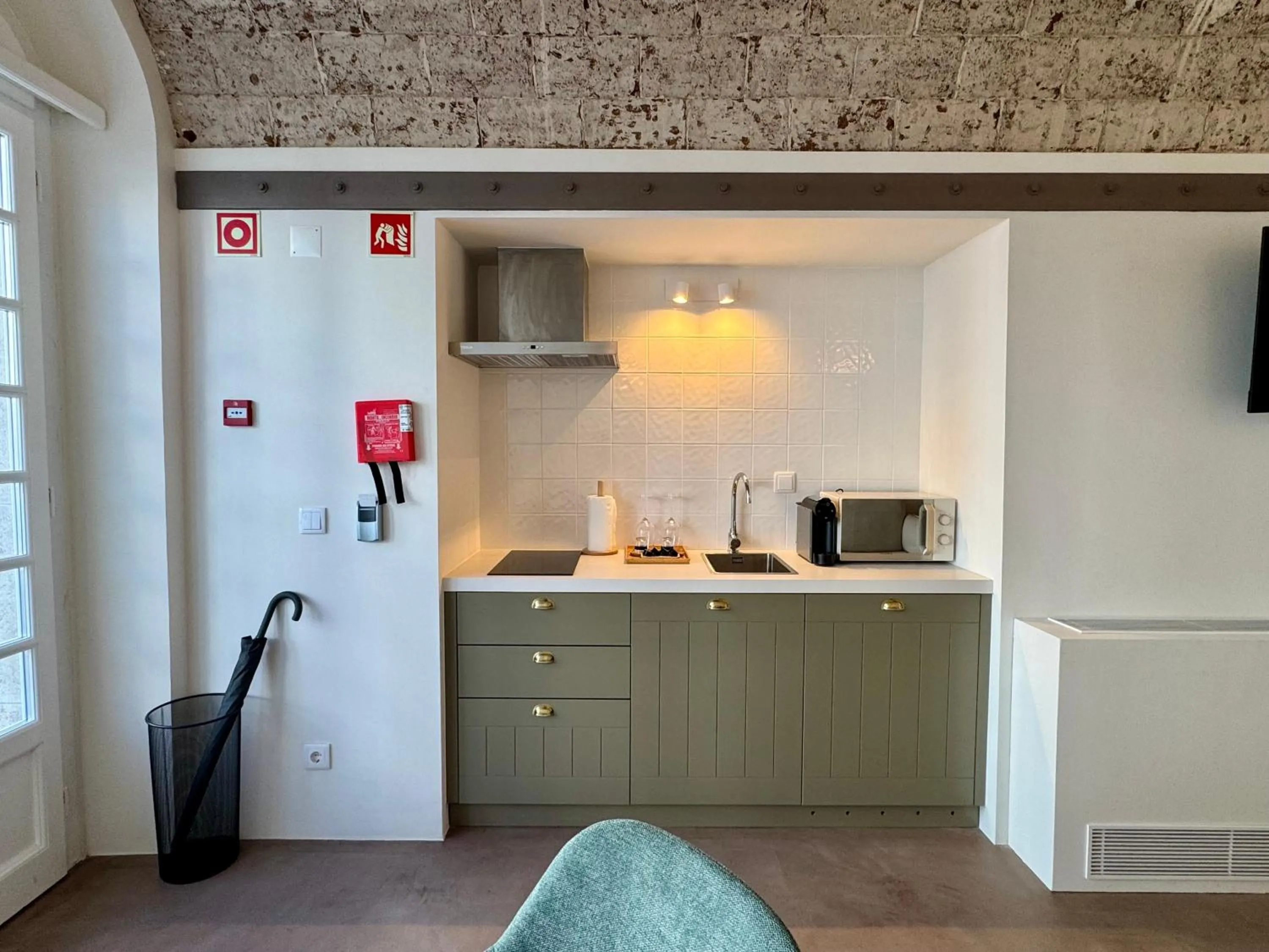Kitchen or kitchenette in CICIOSO boutique hotel