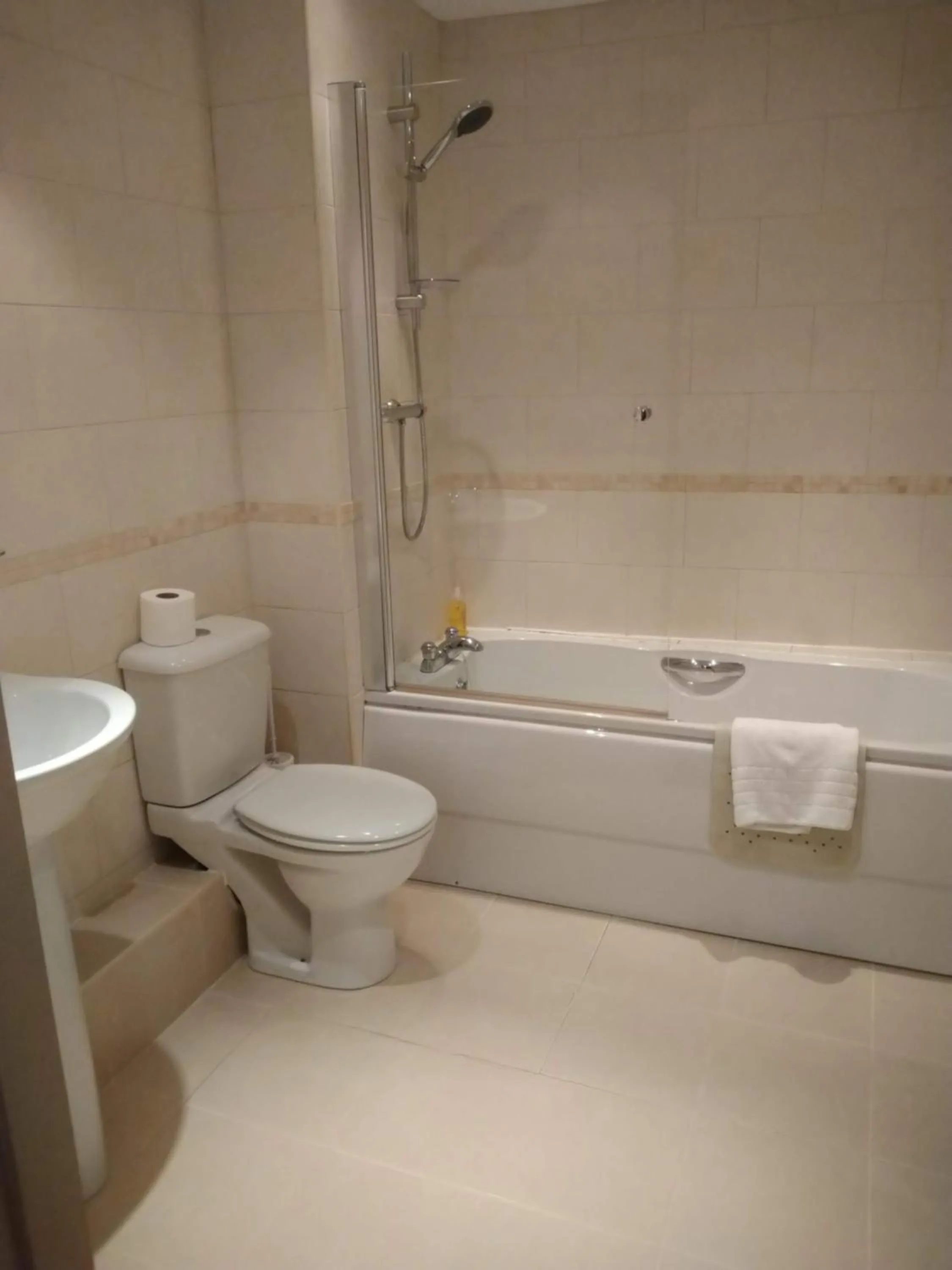 Bathroom in Victoria Cloisters Apartments