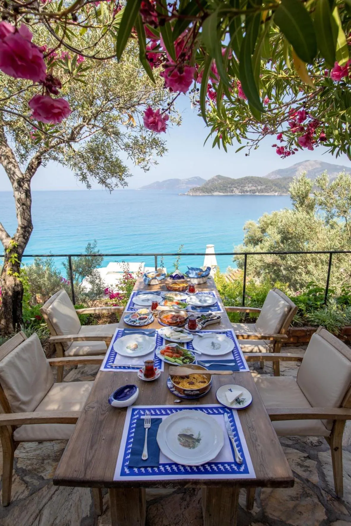 Restaurant/places to eat in Beyaz Yunus Hotel - Adult Only